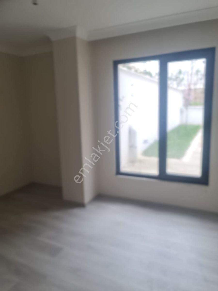 Merkez Fatih M Yeni Bina Bahçeli 3+1 Palmiye Meydanı Semt Pazarı - Görsel 15