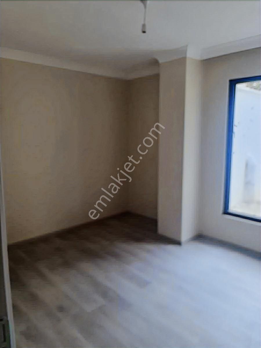 Merkez Fatih M Yeni Bina Bahçeli 3+1 Palmiye Meydanı Semt Pazarı - Görsel 9