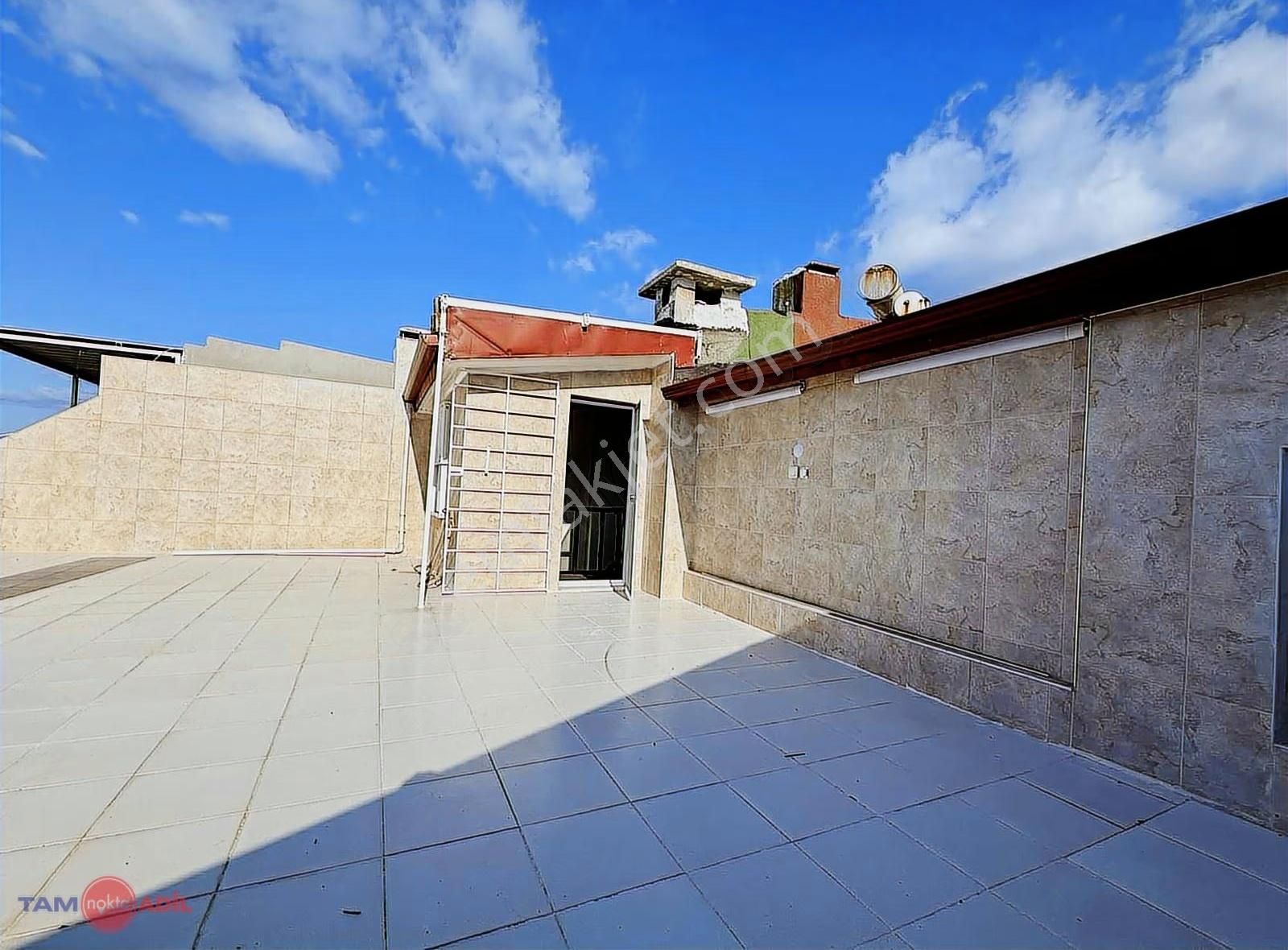 Şehrin Merk Kapanmaz Deniz Manzaralı Köşe 3+1 Kiralık Dubleks - Görsel 10