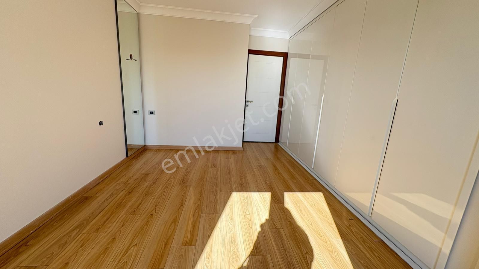 Beylikdüzü Kavaklı Huzurlu Marmara Sitesi'nde 2+1 Kiralık Daire - Görsel 31