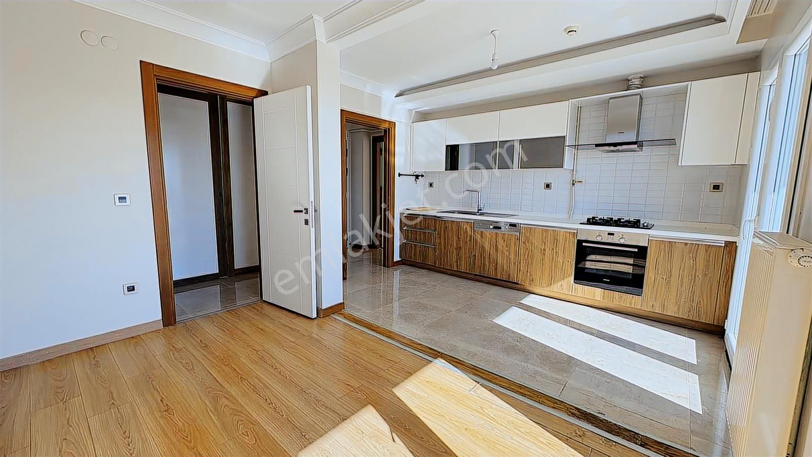 Beylikdüzü Kavaklı Huzurlu Marmara Sitesi'nde 2+1 Kiralık Daire - Görsel 6