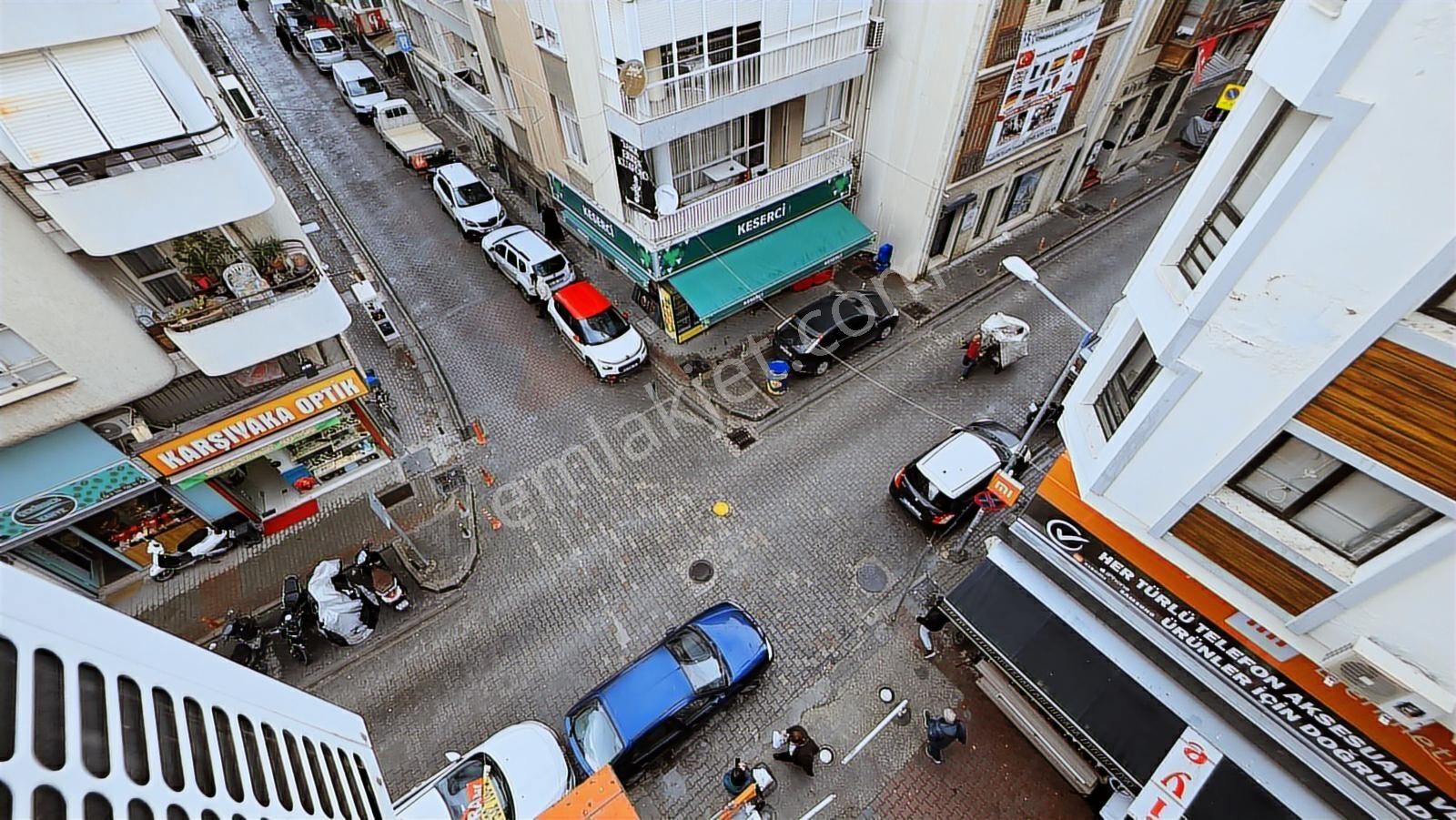 Karşıyaka Donanmacıda Ara Kat Asansörlü 3+1 - Görsel 9