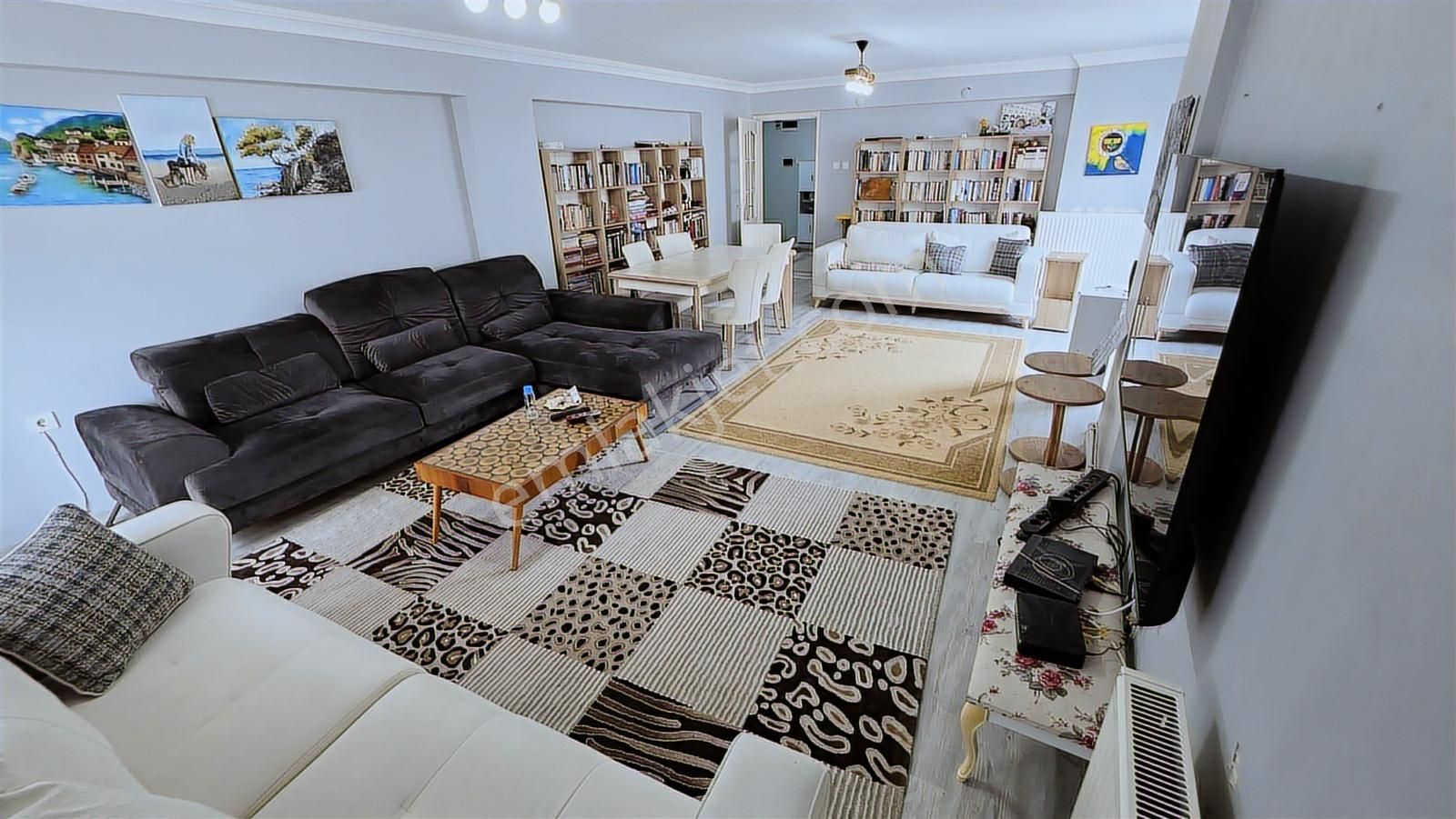 Karşıyaka Donanmacıda Ara Kat Asansörlü 3+1 - Görsel 13