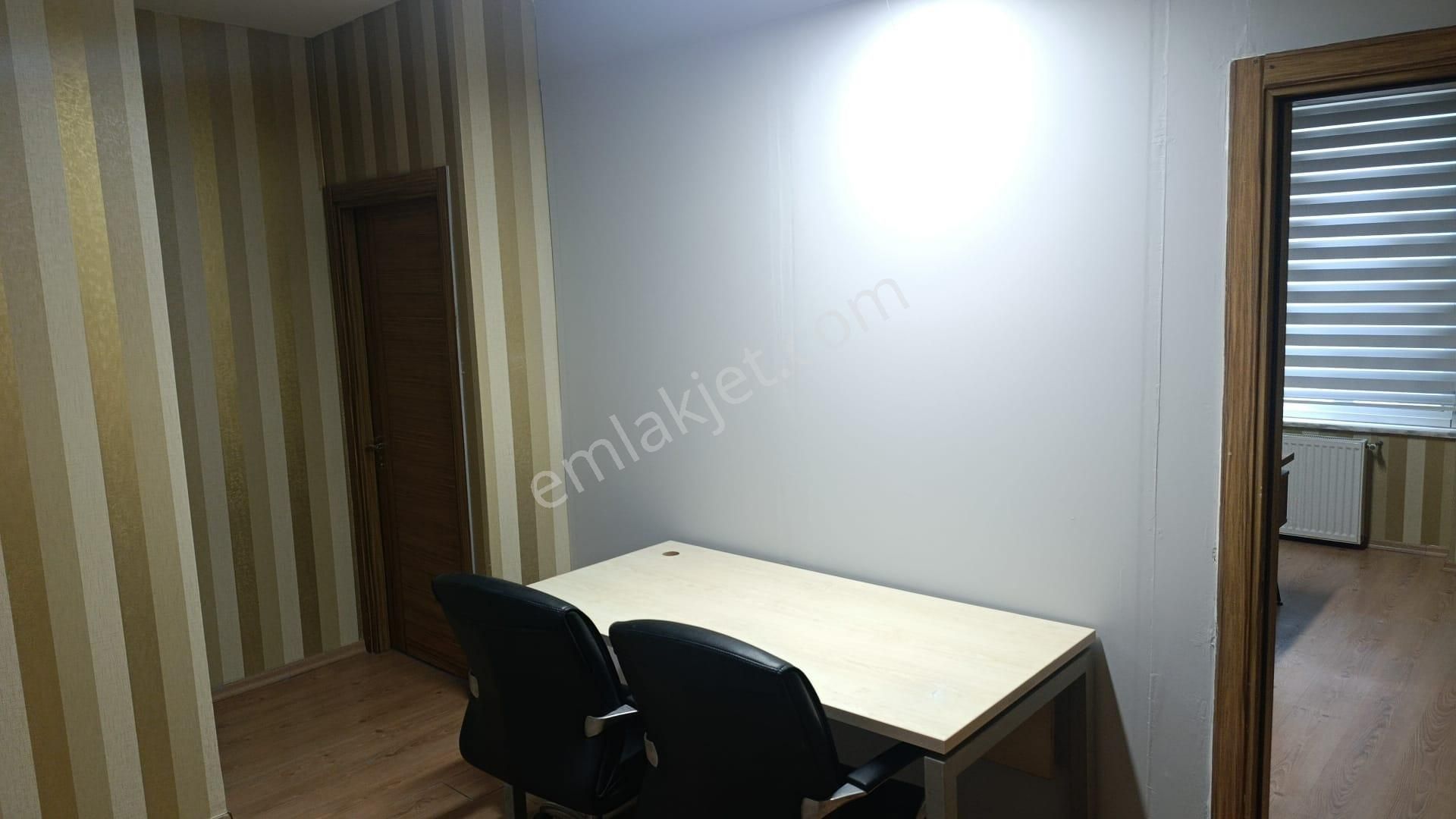 E-5 Üzerinde Mimapalas'ta 1+1 Kiralık Ofis - Görsel 10