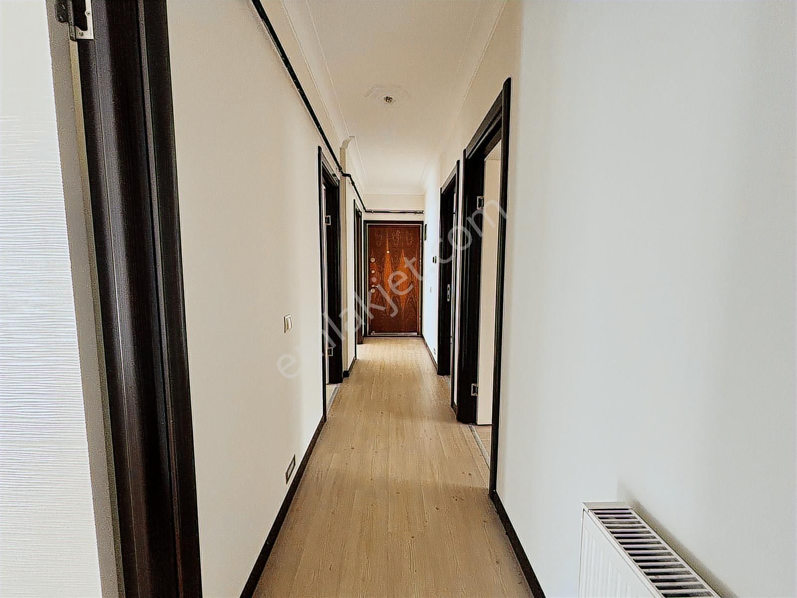 Karşıyaka Demirköprü'de Geniş 3+1 Satılık Daire - Görsel 21