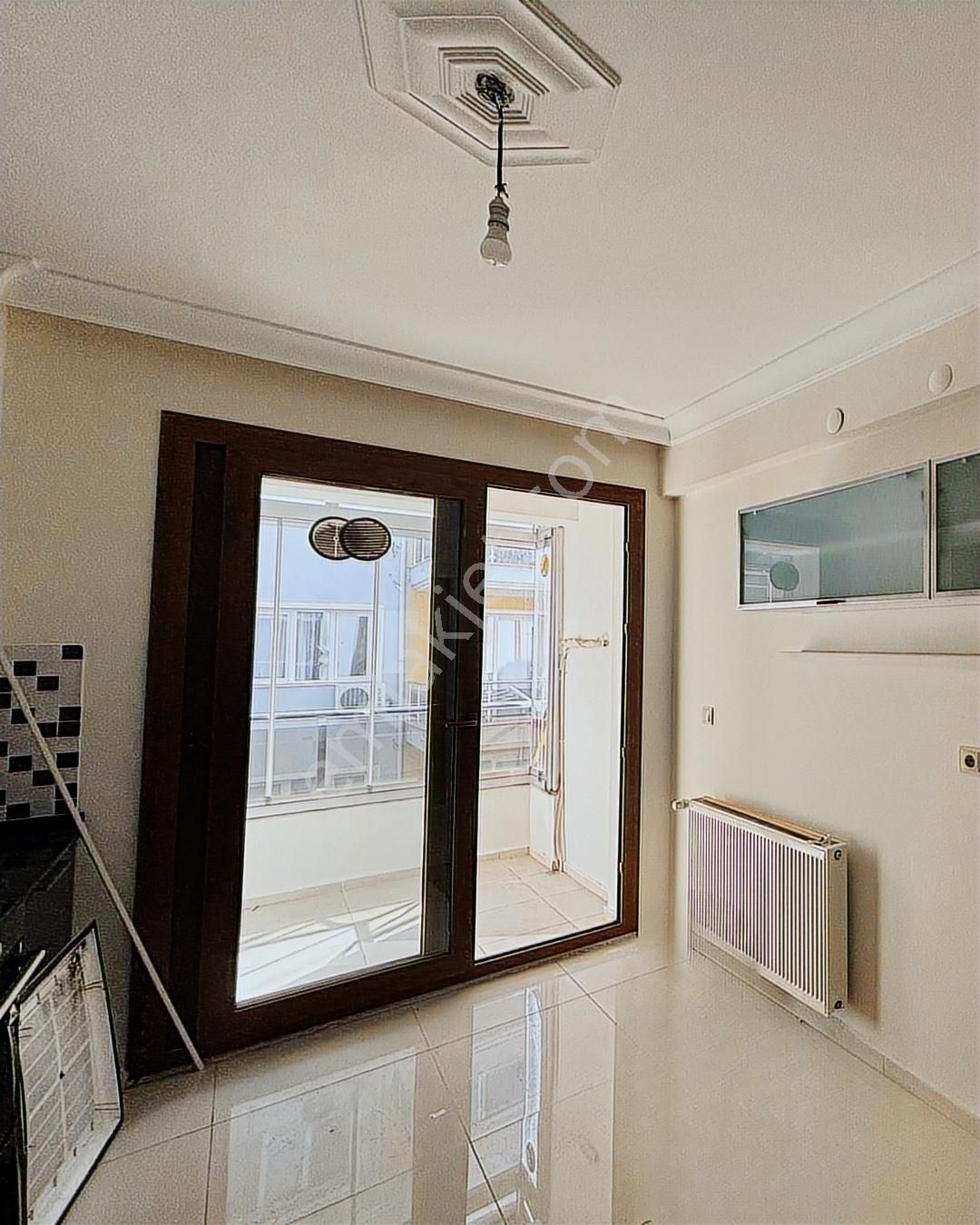 Karşıyaka Demirköprü'de Geniş 3+1 Satılık Daire - Görsel 10