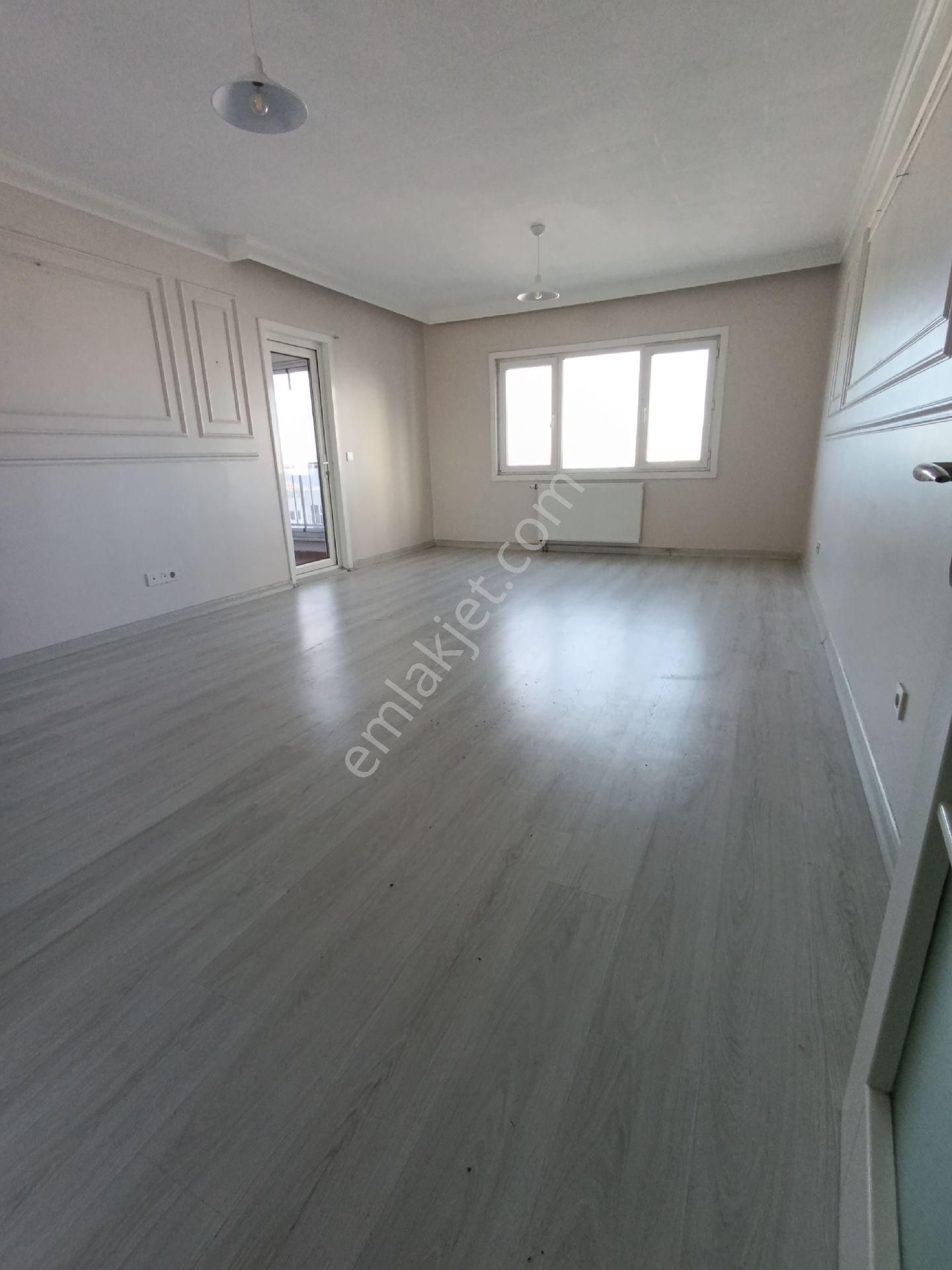 Kiralık Kiptaş 3+1.130 M2.4 Kat.kapalı Açık Otoparklı Güvenlik - Görsel 2