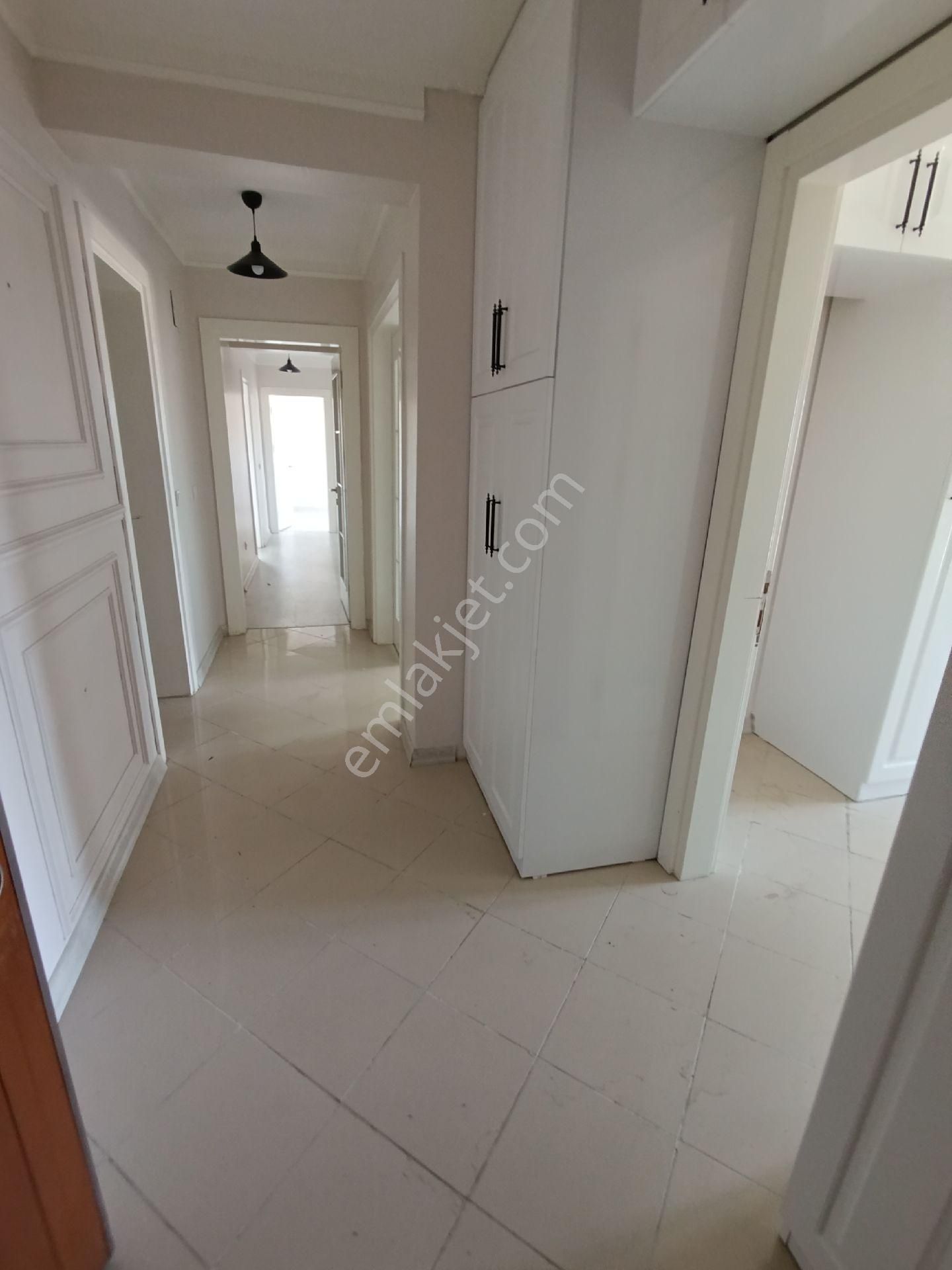 Kiralık Kiptaş 3+1.130 M2.4 Kat.kapalı Açık Otoparklı Güvenlik - Görsel 29