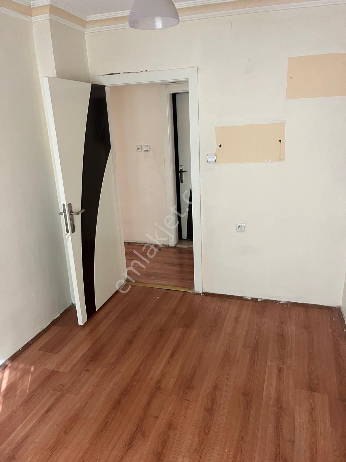 Selçuklu Mahallesinde Site İçi Yüksek Giriş Kiralık 3+1 Daire - Görsel 30