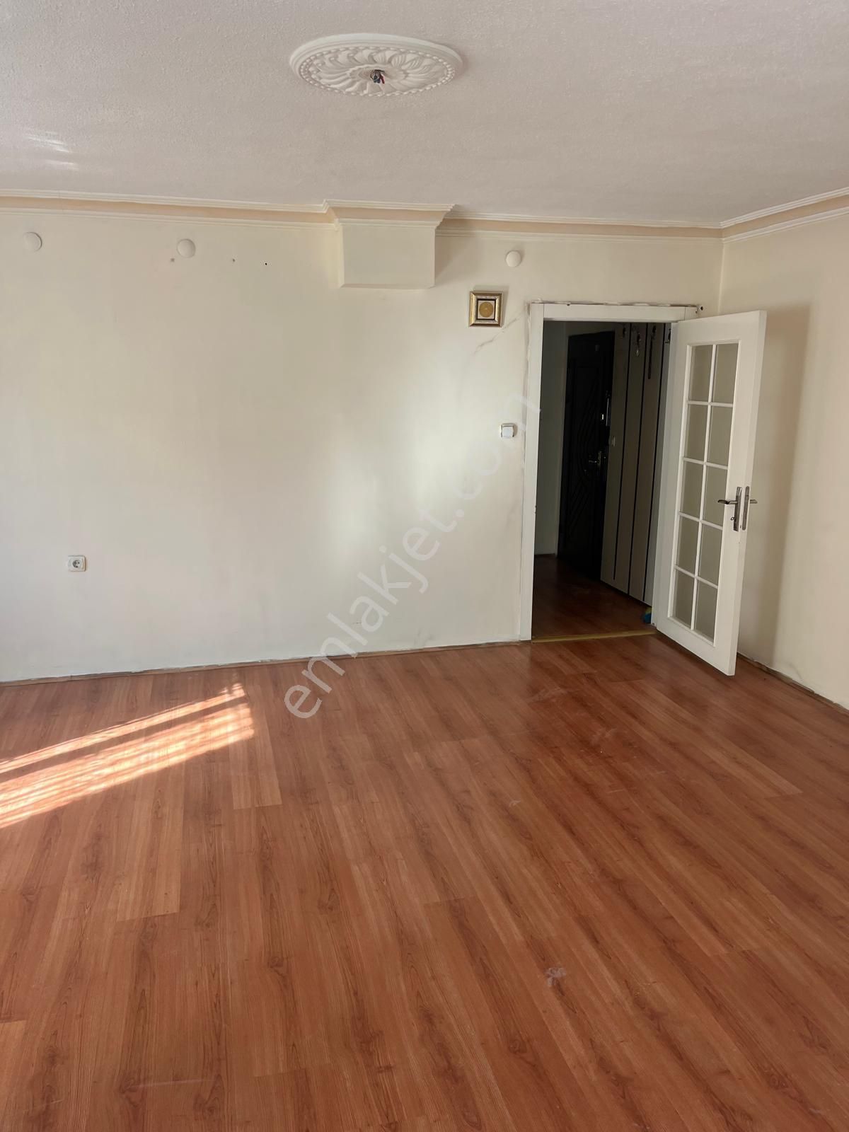 Selçuklu Mahallesinde Site İçi Yüksek Giriş Kiralık 3+1 Daire - Görsel 4