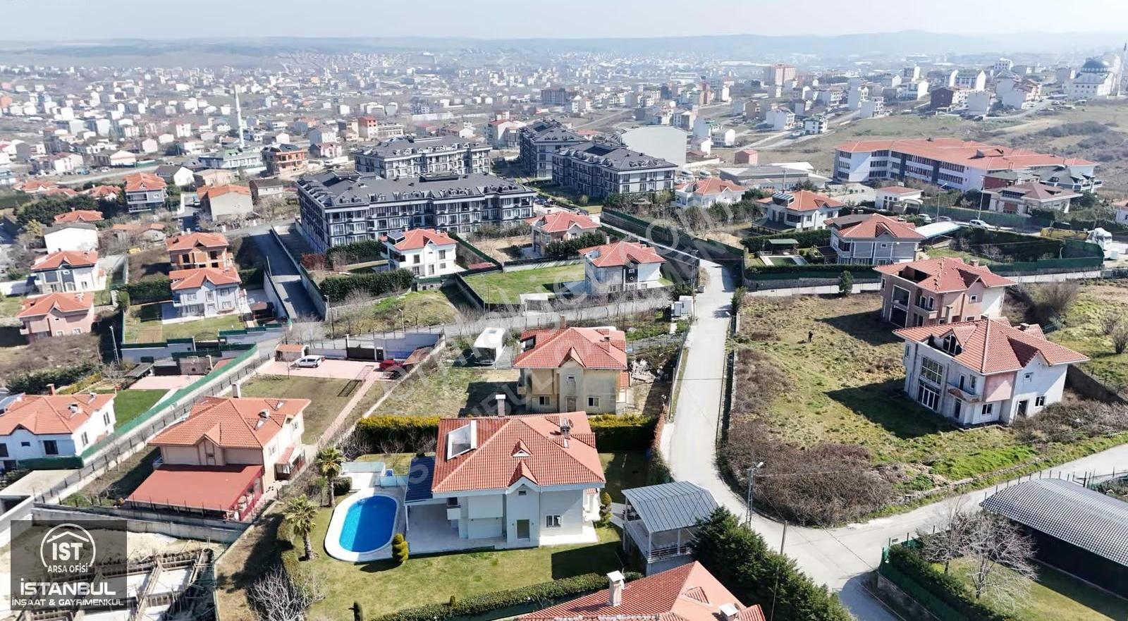 Taşolukta 0.50 Emsalli Villa İmarlı 1600m2 Fırsat Rakam