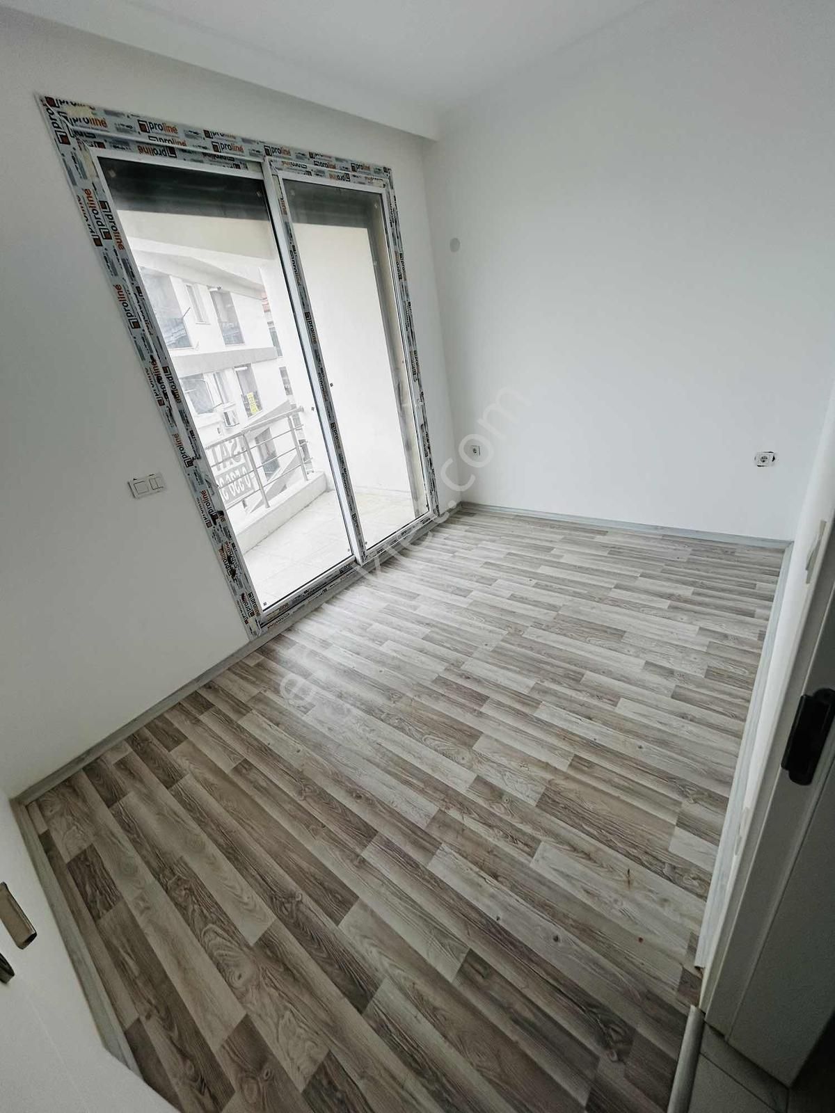 Şehir Merkezinde Kaçmaz Fırsat Sıfır 3+1 Dubleks Daire - Görsel 4