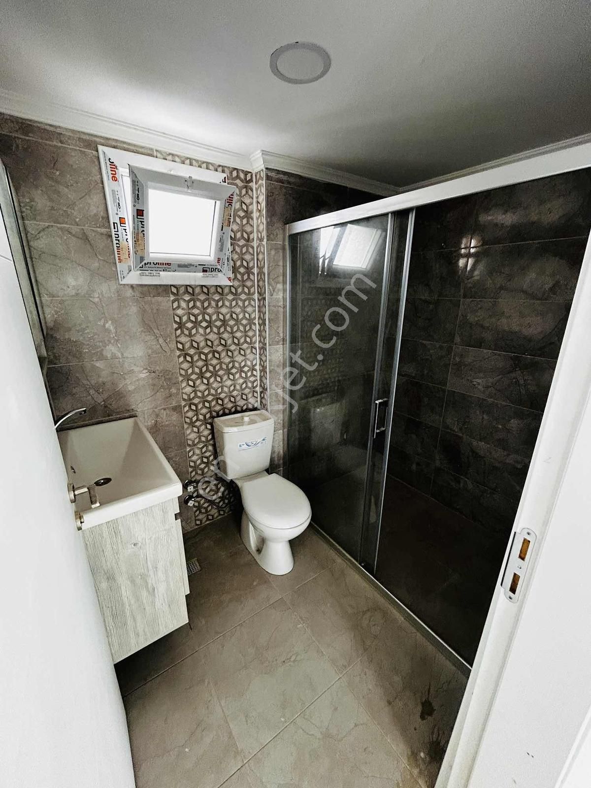 Şehir Merkezinde Kaçmaz Fırsat Sıfır 3+1 Dubleks Daire - Görsel 14