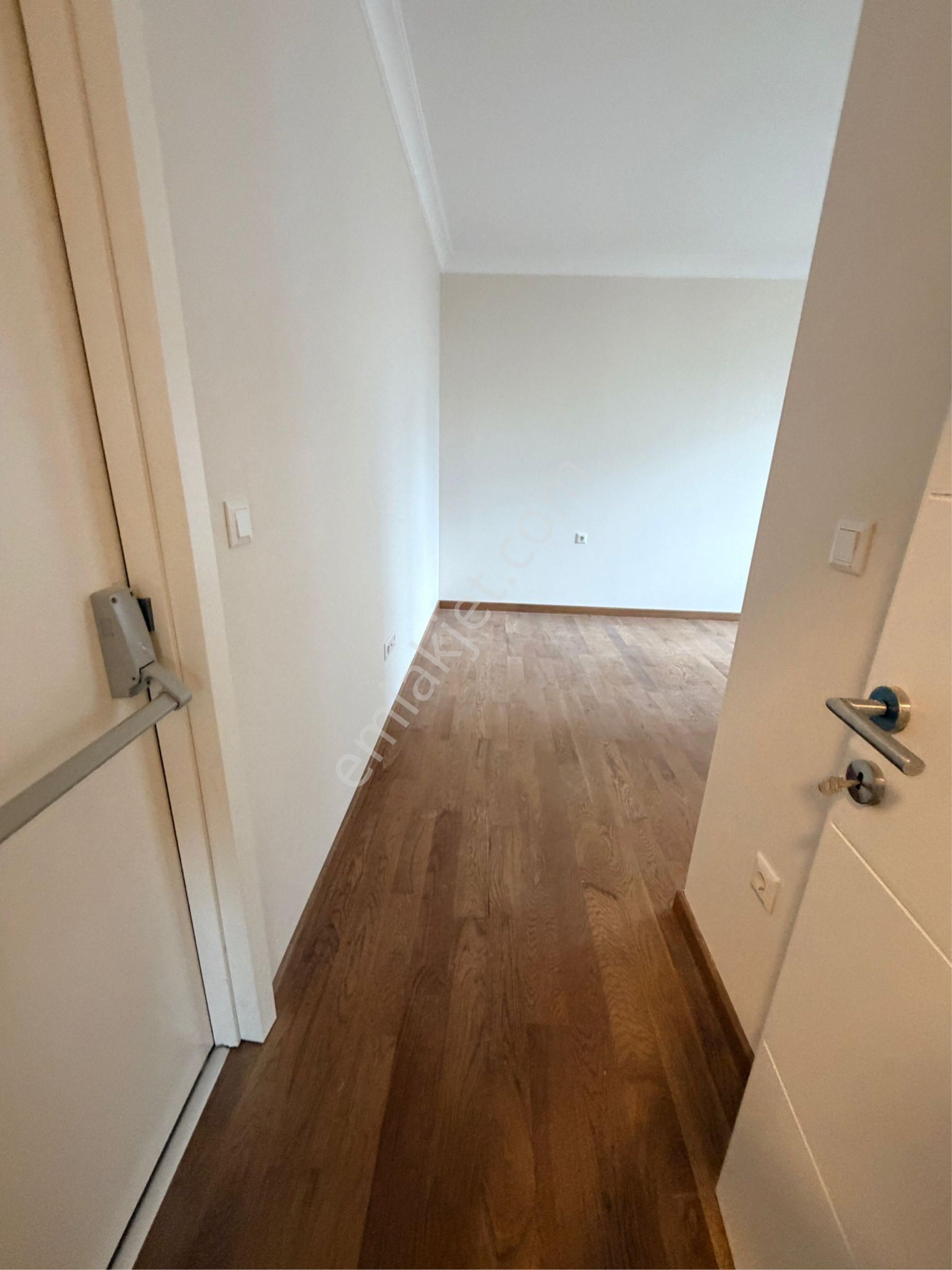 Mal Sahibinden Satılık Erenköy Divan Pastanesi Sokağı 3+1, Net 98 M2 Sıfır Bina - Görsel 6