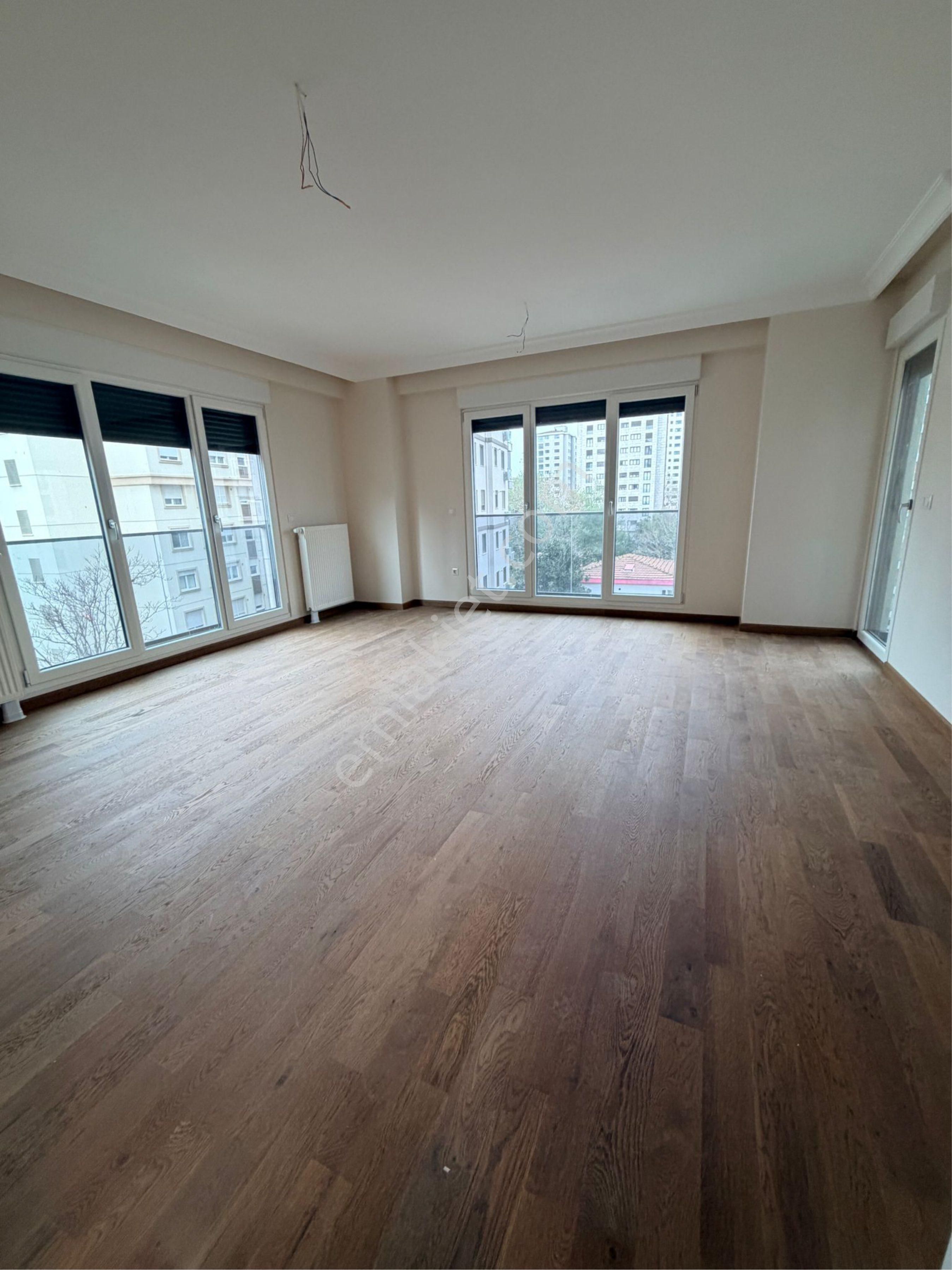 Mal Sahibinden Satılık Erenköy Divan Pastanesi Sokağı 3+1, Net 98 M2 Sıfır Bina - Görsel 21