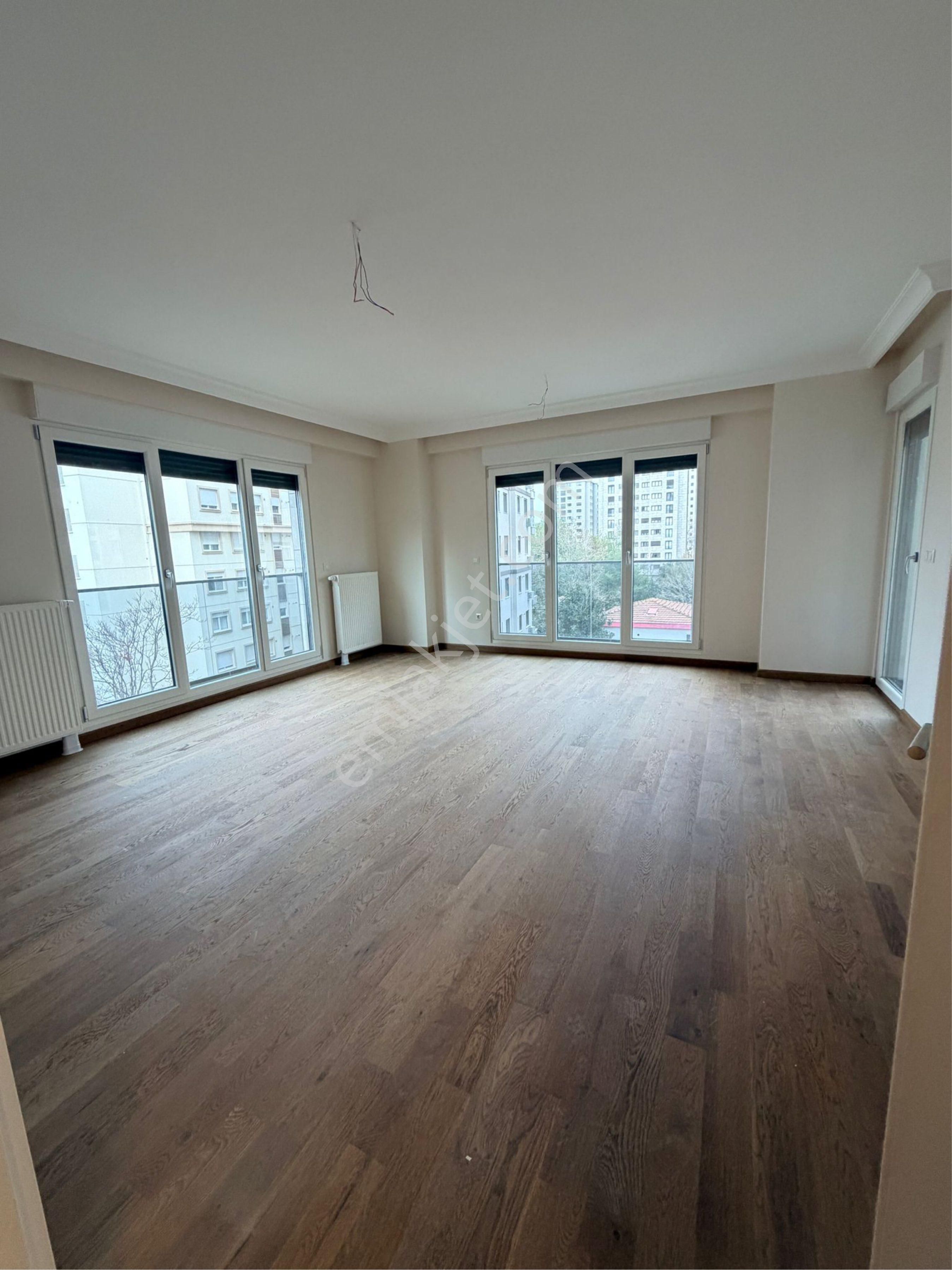 Mal Sahibinden Satılık Erenköy Divan Pastanesi Sokağı 3+1, Net 98 M2 Sıfır Bina - Görsel 29