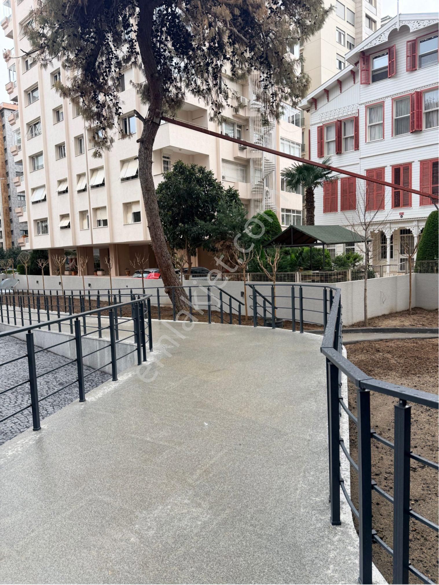 Mal Sahibinden Satılık Erenköy Divan Pastanesi Sokağı 3+1, Net 98 M2 Sıfır Bina - Görsel 35