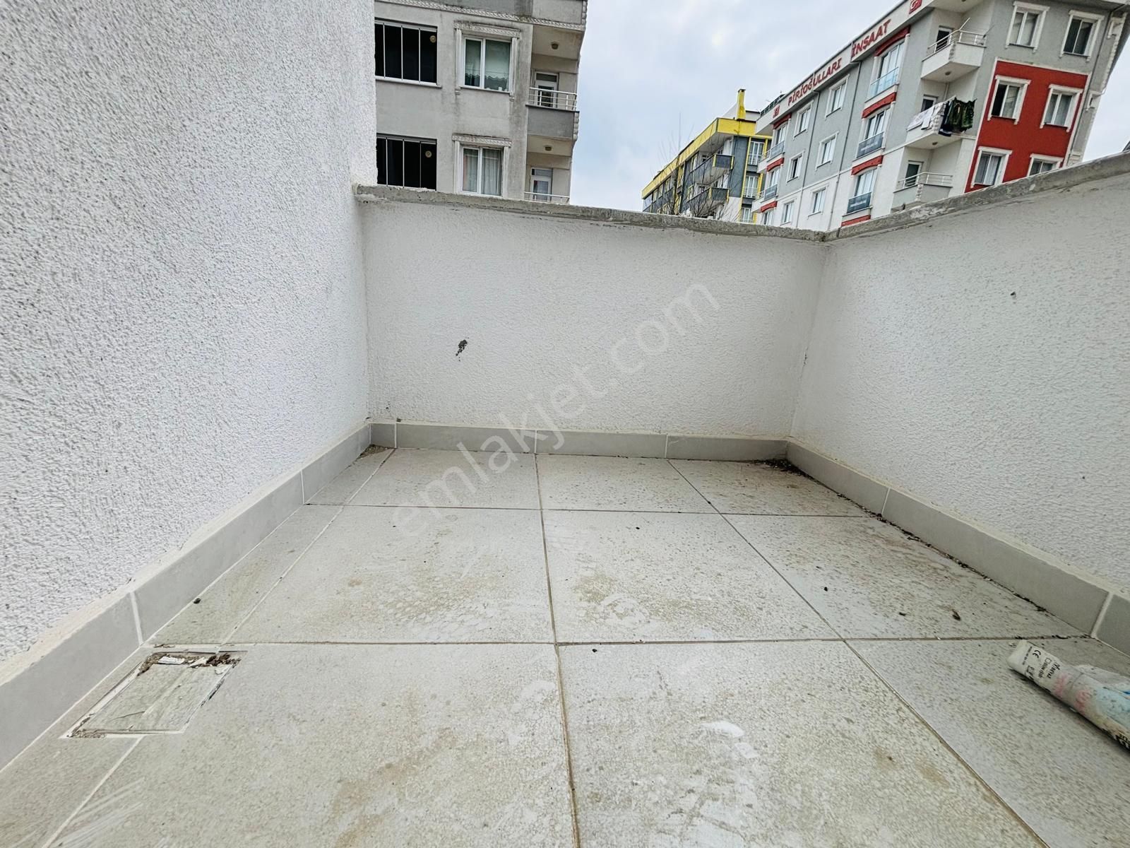 Güven'den İstasyon'da Butik Sitede K.otoparklı Sıfır 2+1 Daire - Görsel 5
