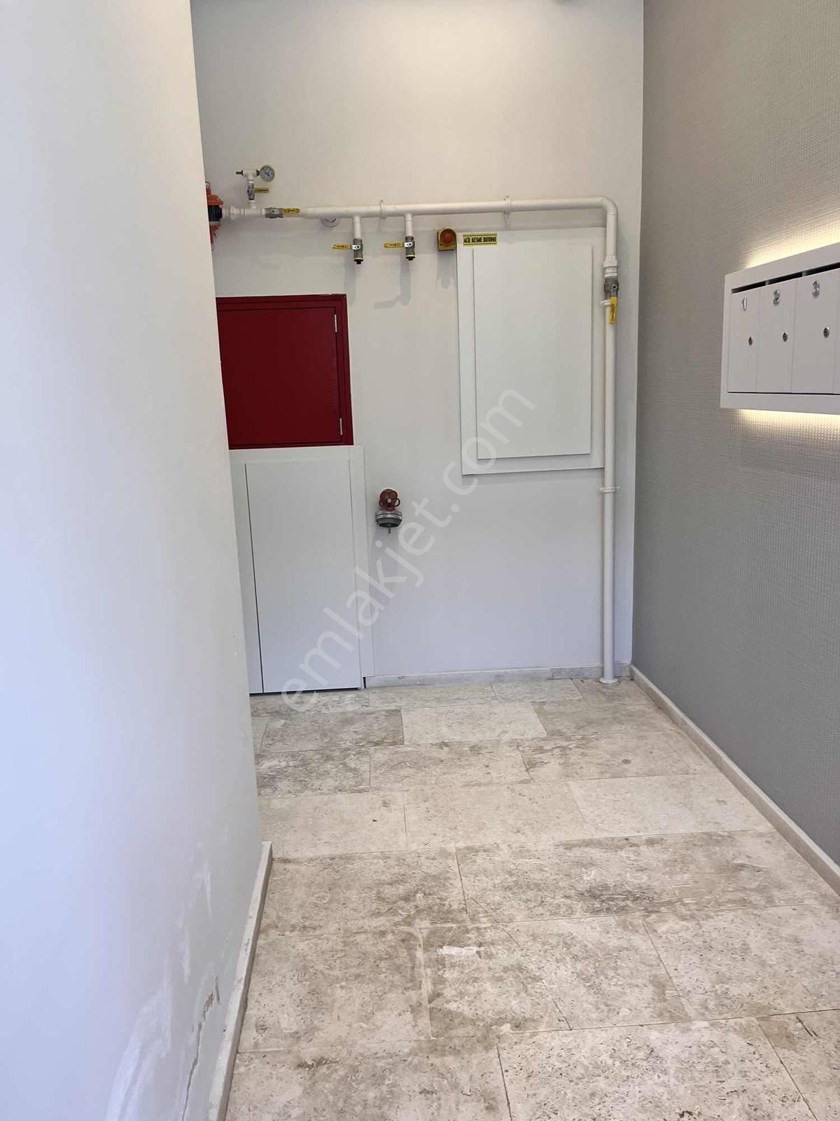 Seferihisar/luvi Camikebir/serefiyeli/satilik2+1/daire/ofis - Görsel 4