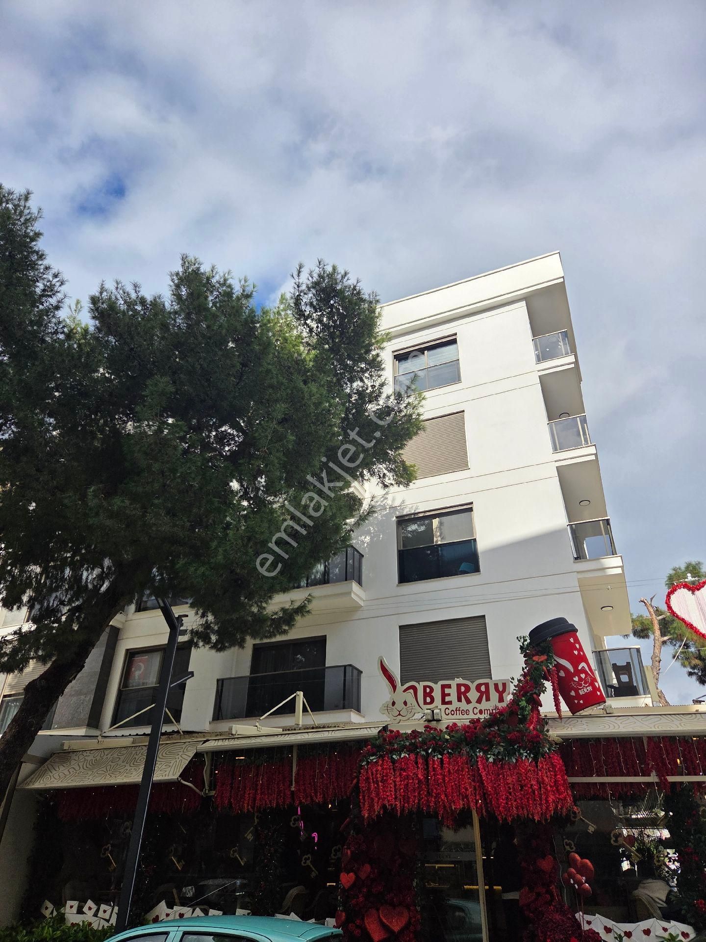 Büyükpark Eşyalı Yeni Bina Özel Otopark Doğalgaz + Klimalı - Görsel 2