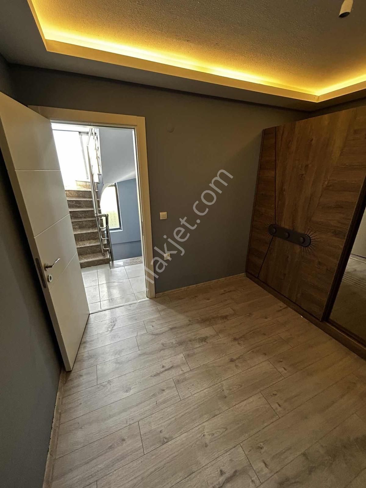 Seferihisar Da Denize 200 Metre De Muhteşem Müstakil Villa - Görsel 32