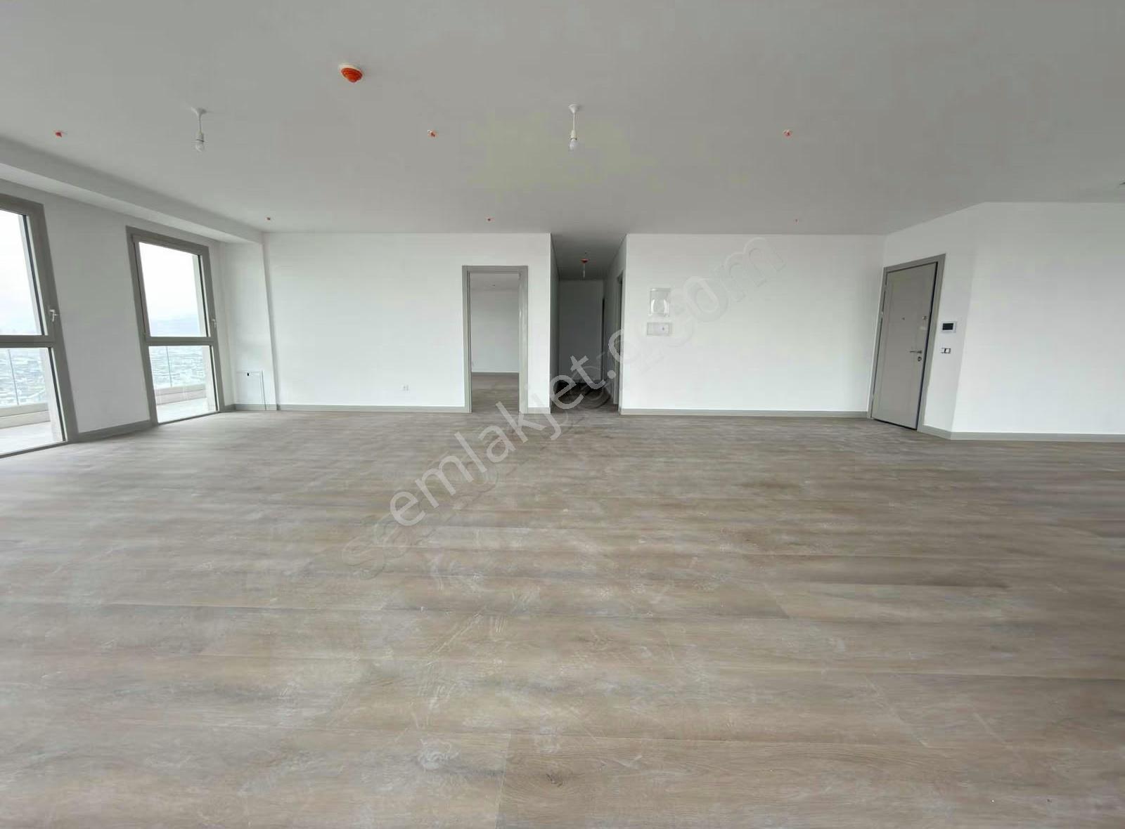 Megapol İzmir Kiralık 366m2 Kdvli Premium Deniz Manz Ofis - Görsel 4