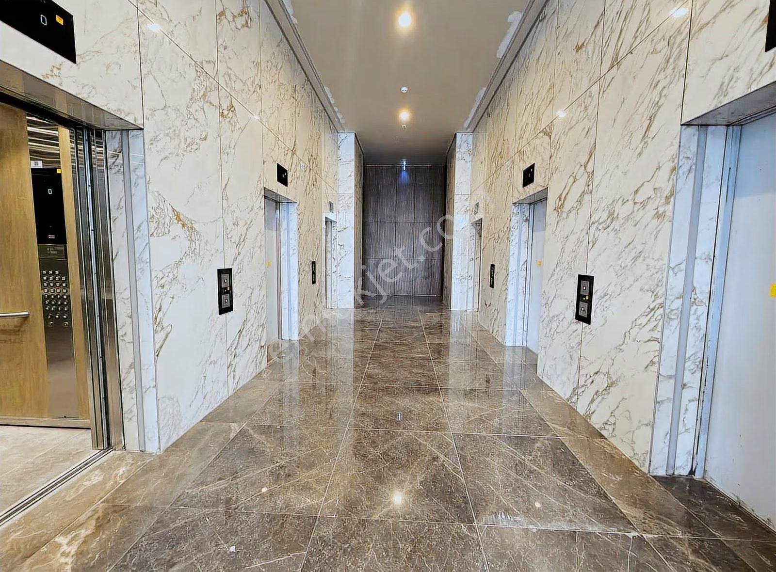 Megapol İzmir Kiralık 366m2 Kdvli Premium Deniz Manz Ofis - Görsel 24