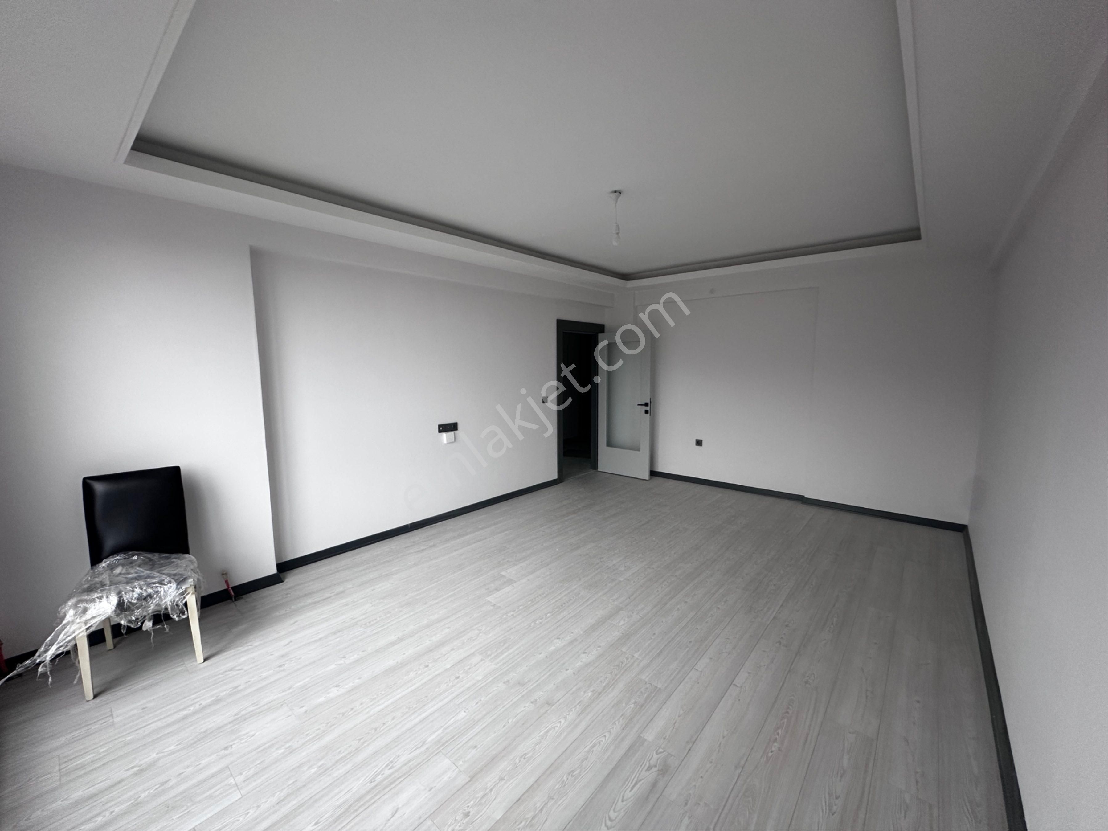 Şehitler Parkı Manzaralı Site İçerisinde Lüx 3+1 Kiralık Daire - Görsel 10