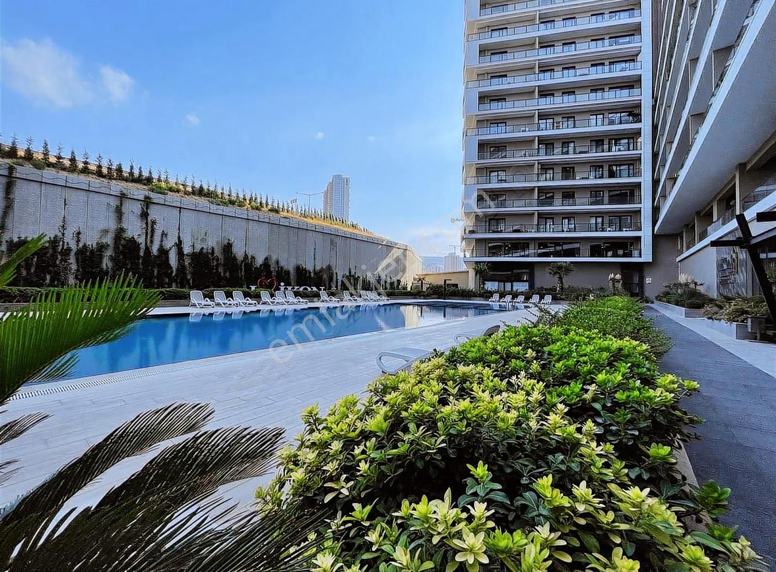 Bornova İkon Tower Ege Üni Yakını Kiralık K. Mutfak 3+1 Daire