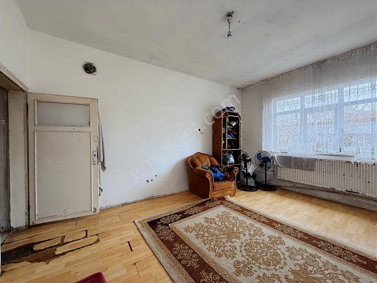 Mevlana Mah.de Yatırımlık 2+1 Satılık Daire - Görsel 14