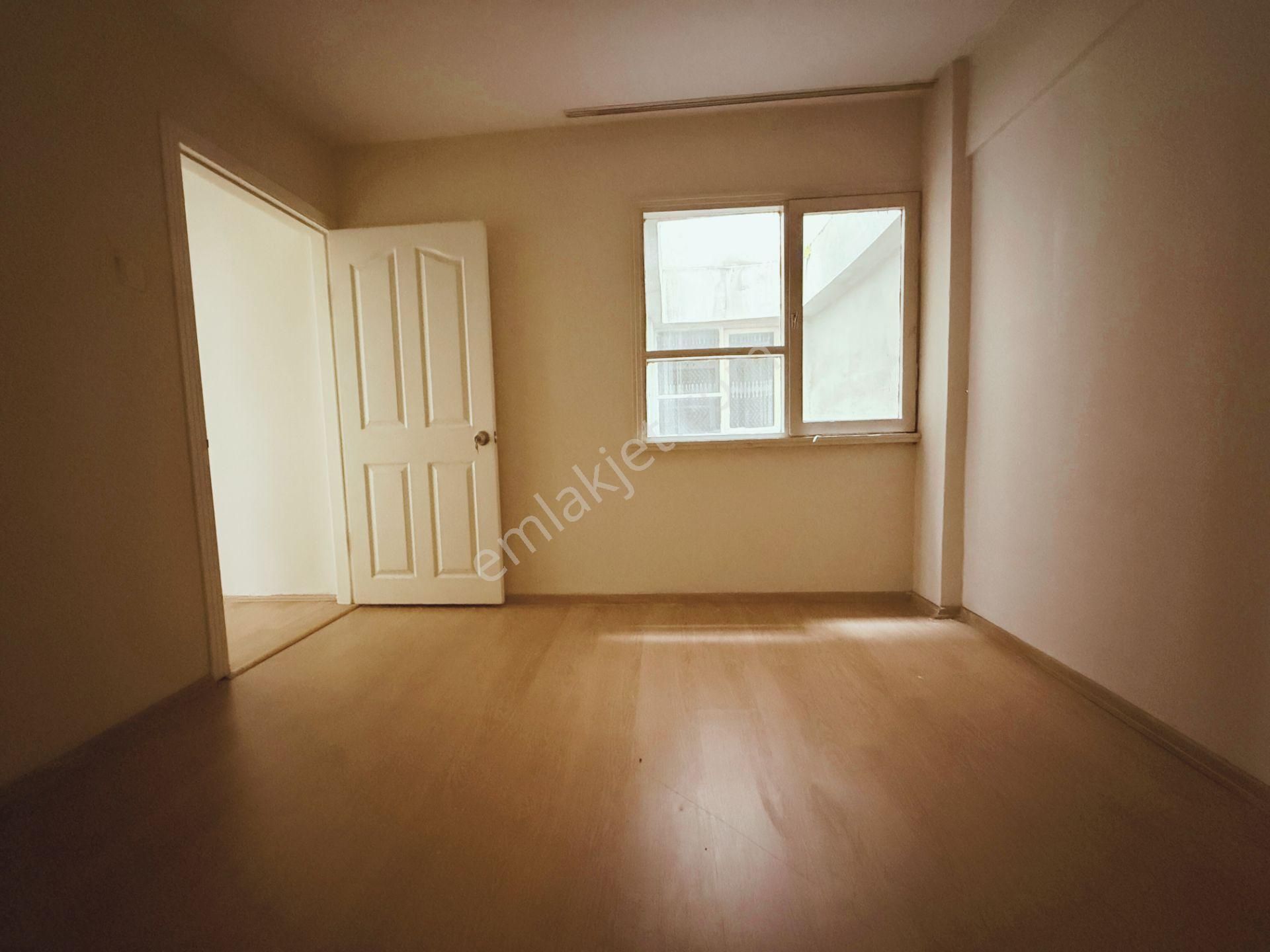 Konak Kahramanlar'da Asansörlü Binada 3+1 Kiralık Daire - Görsel 11