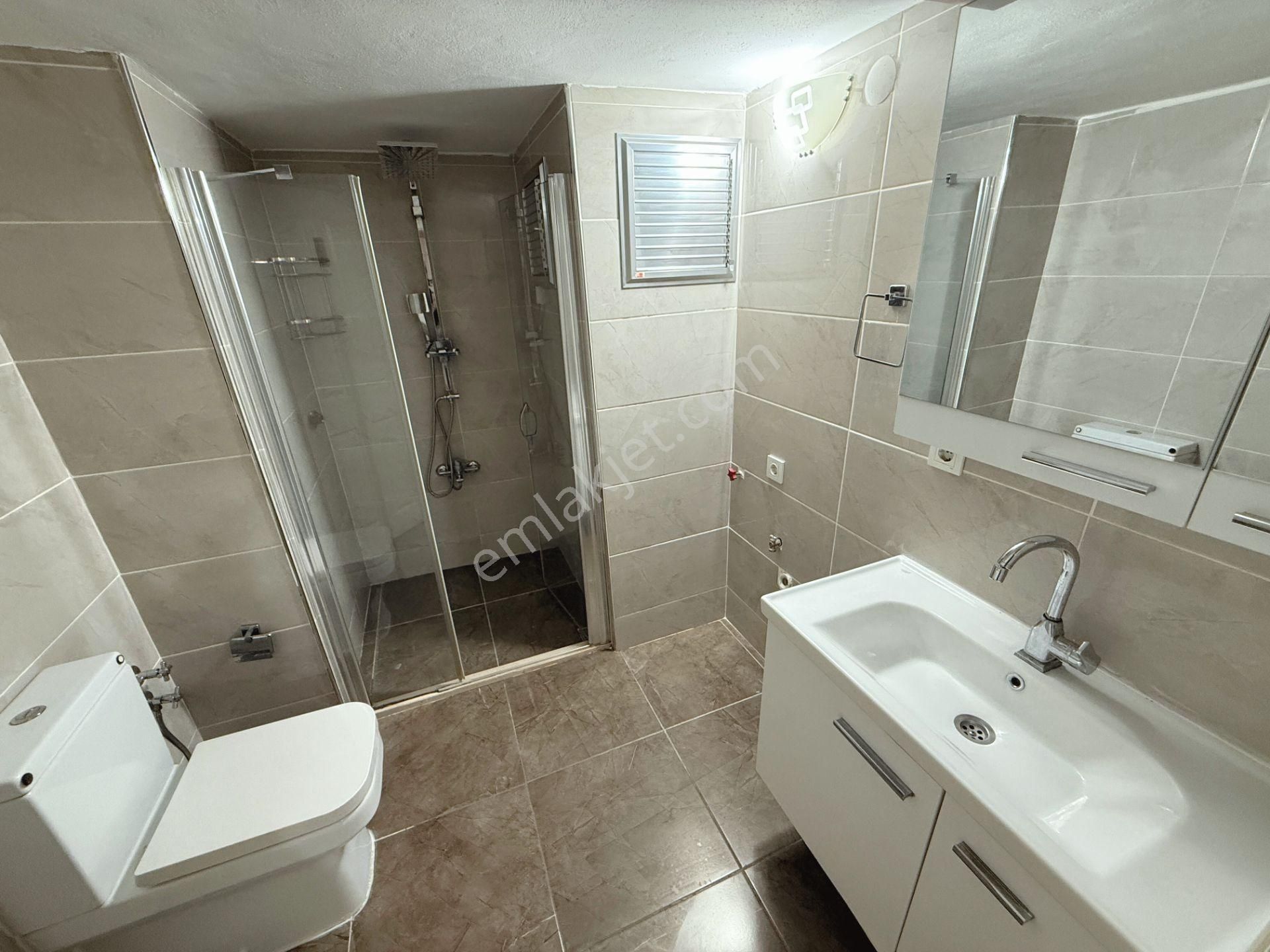 Konak Kahramanlar'da Asansörlü Binada 3+1 Kiralık Daire - Görsel 8