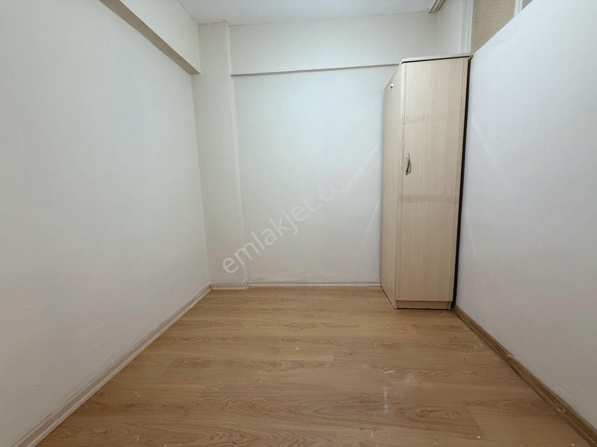 Konak Kahramanlar'da Asansörlü Binada 3+1 Kiralık Daire - Görsel 10