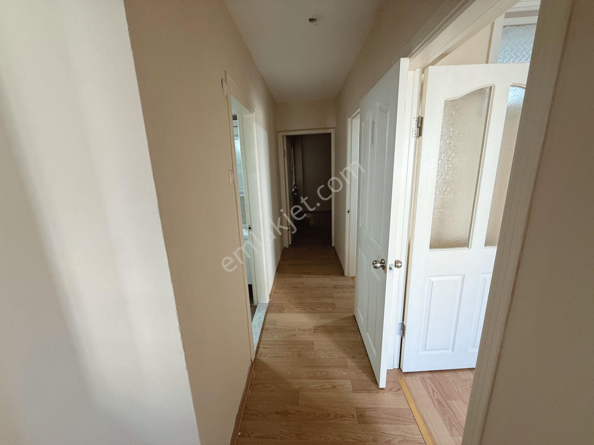 Konak Kahramanlar'da Asansörlü Binada 3+1 Kiralık Daire - Görsel 7