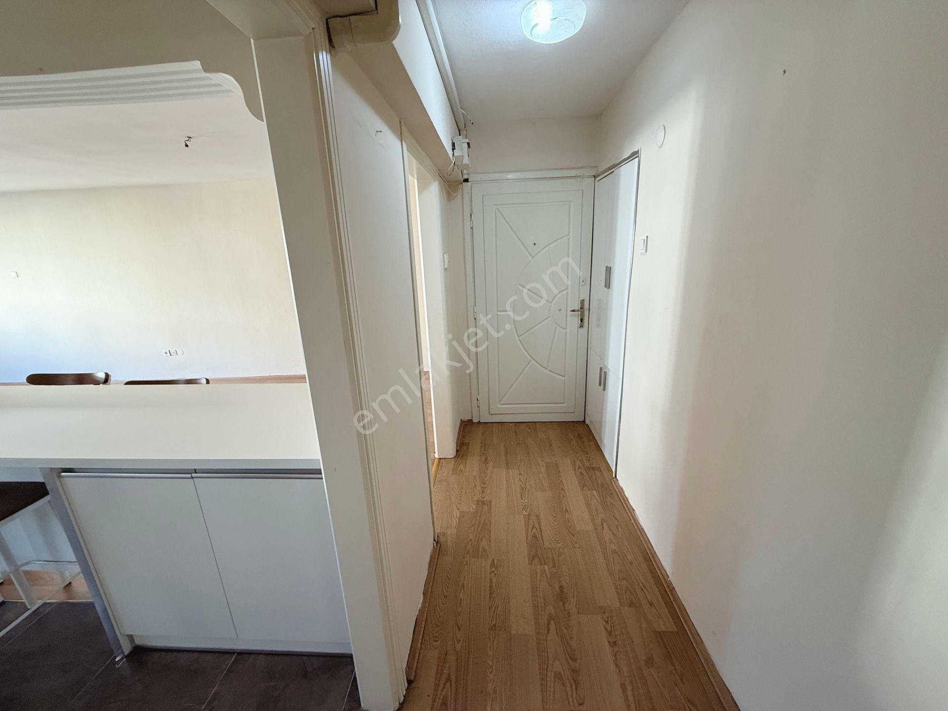 Konak Kahramanlar'da Asansörlü Binada 3+1 Kiralık Daire - Görsel 6