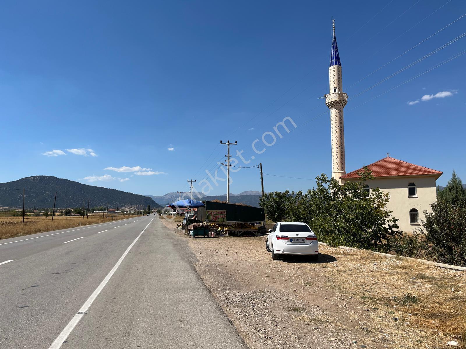 Seki Yoluna 130 Metre Cepheli Arazi - Görsel 9