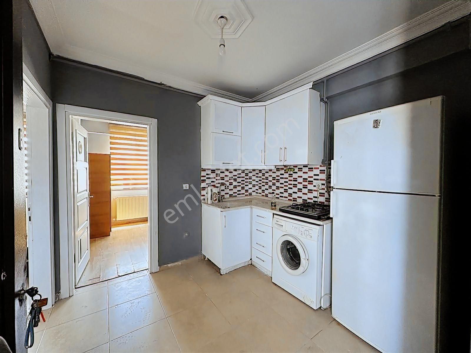 Site İçi 1+1 Kat Mülkiyetli Fırsat Yatırım Daire !!