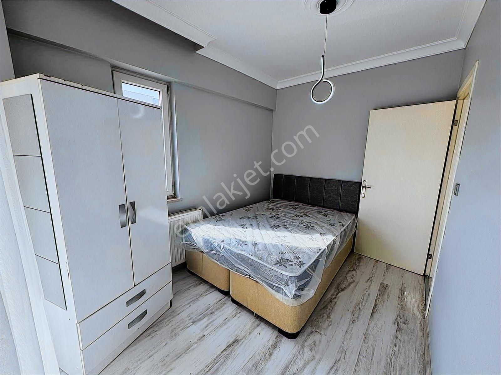 Karacaoğlundan Dumlupınarda Site İçi 1+1 Yatırımlık Fırsat !! - Görsel 2