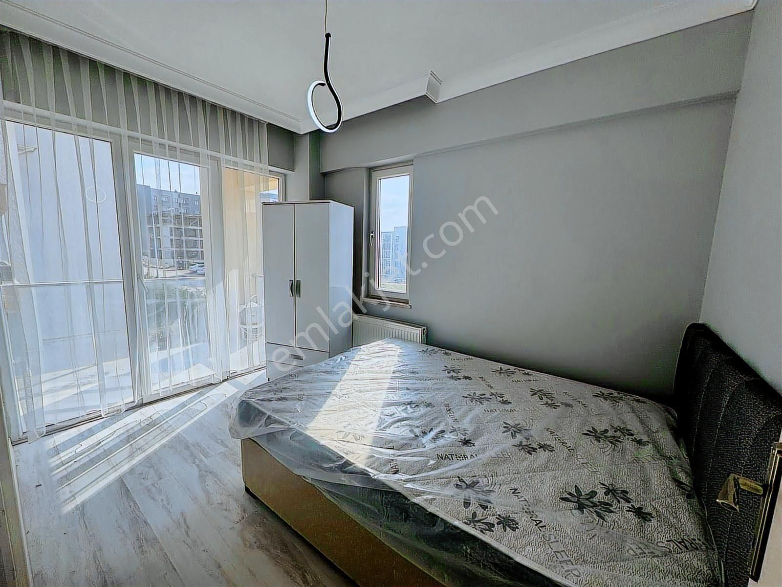 Karacaoğlundan Dumlupınarda Site İçi 1+1 Yatırımlık Fırsat !! - Görsel 3