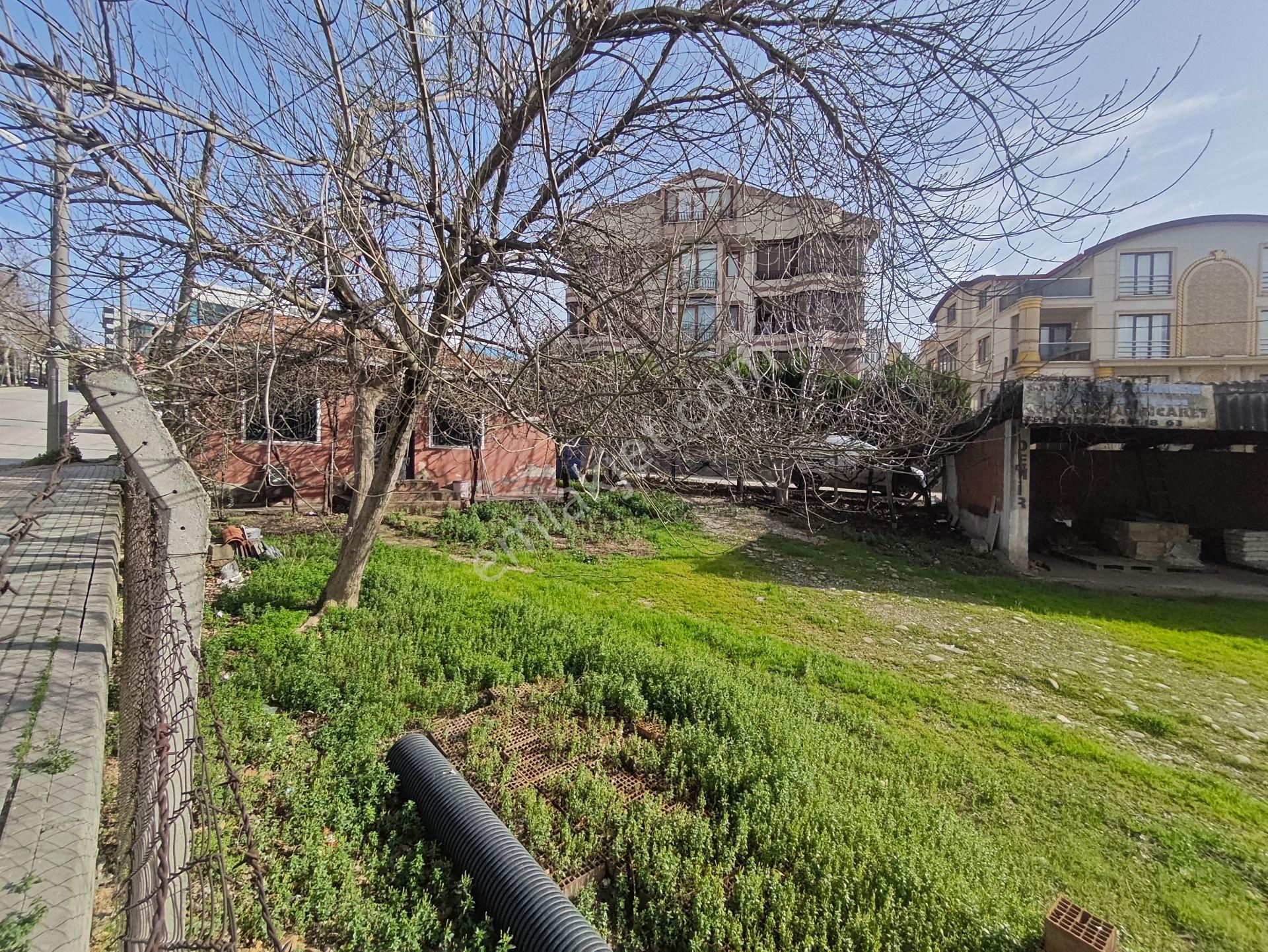 Beşevler'de Kurumsal Firmalara Kiralık Merkezi Konumda Köşe Arsa - Görsel 20