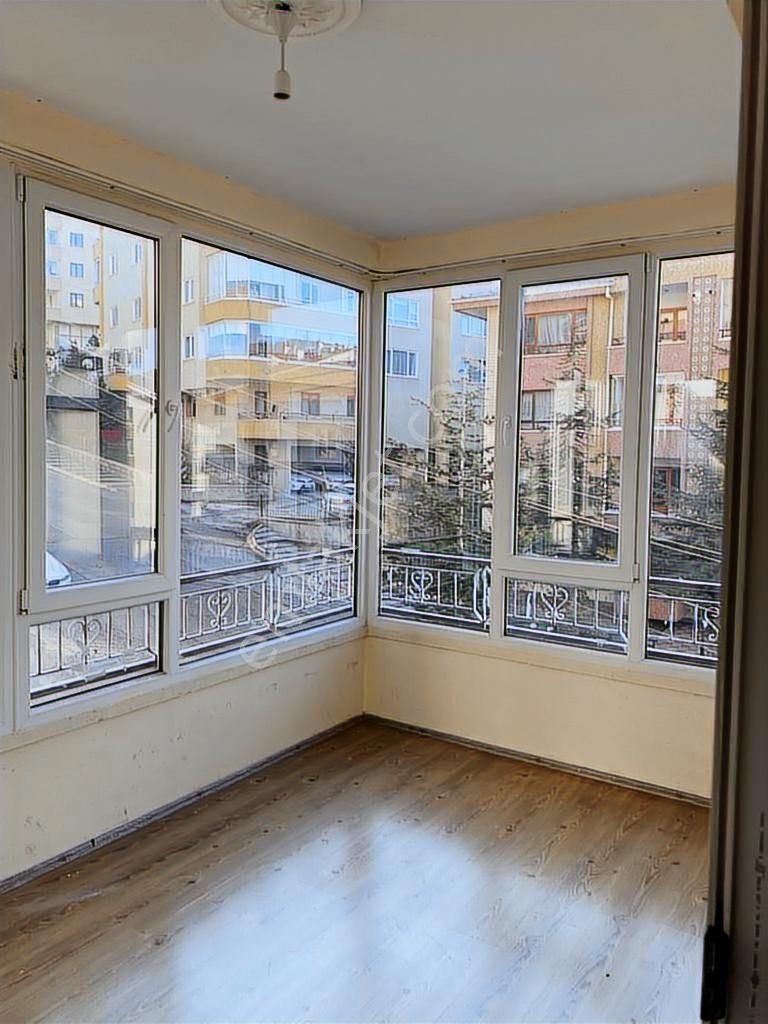 Keklik Pınarı'nda Satılık 3.5+1 Satılık Daire - Görsel 9