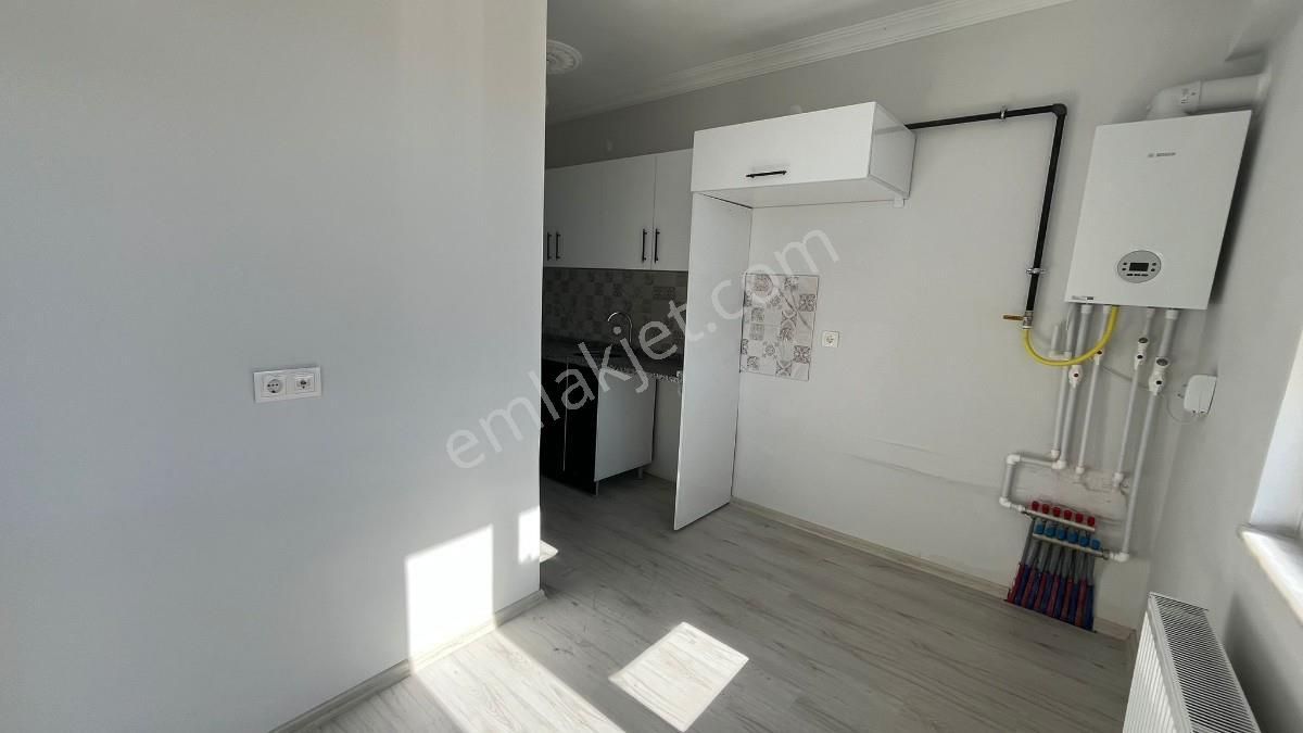 Sanayi Üstünde Güney Cephe 3+1 Sıfır Kiralık Daire - Görsel 2