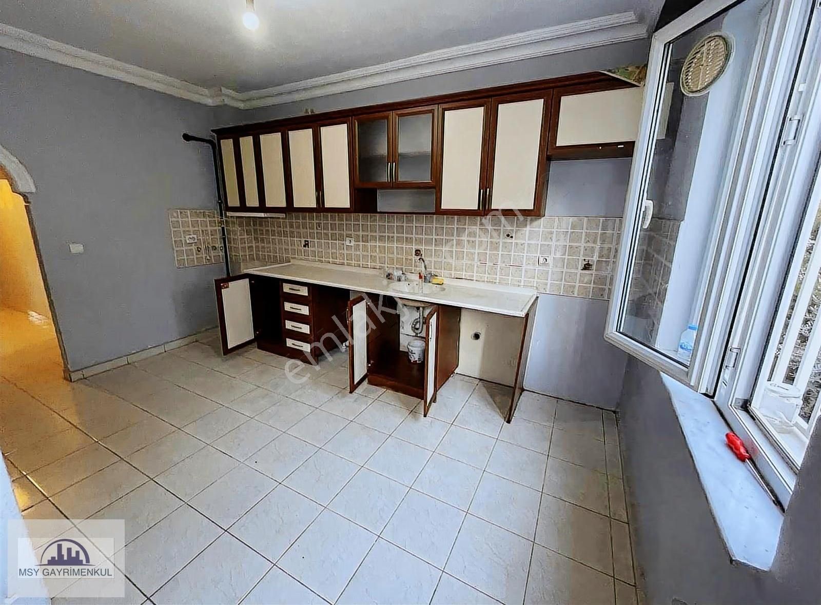 Karşıyaka Mah. 3+1 125 M2 28.000 Tl - Görsel 7