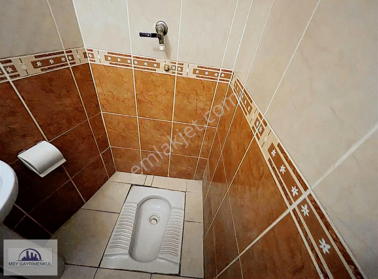 Karşıyaka Mah. 3+1 125 M2 28.000 Tl - Görsel 17