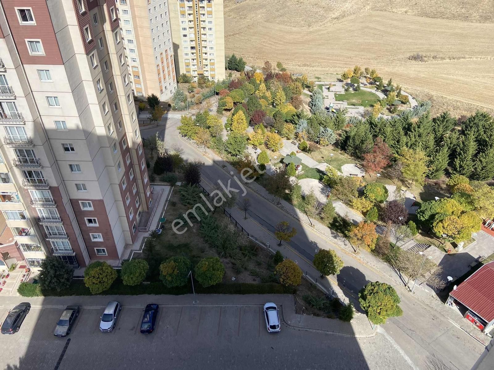 İlkon'dan Turkuazda Full Yapılı Eskişehir Yolu Cepheli 4+1 - Görsel 2