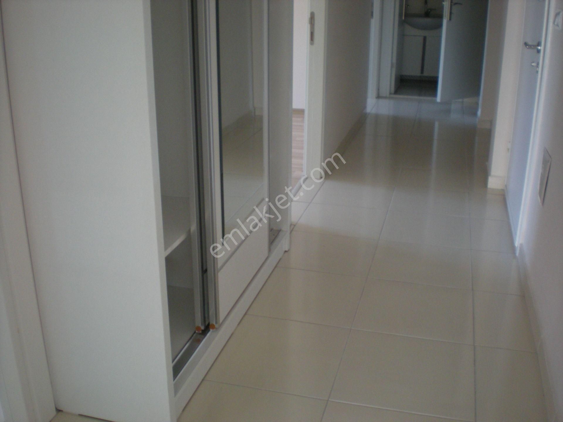 Balıkesir Plevne Mah.de Demirdağ Emlaktan Satılık 2+1 Kombili Ara Kat Daire - Görsel 11