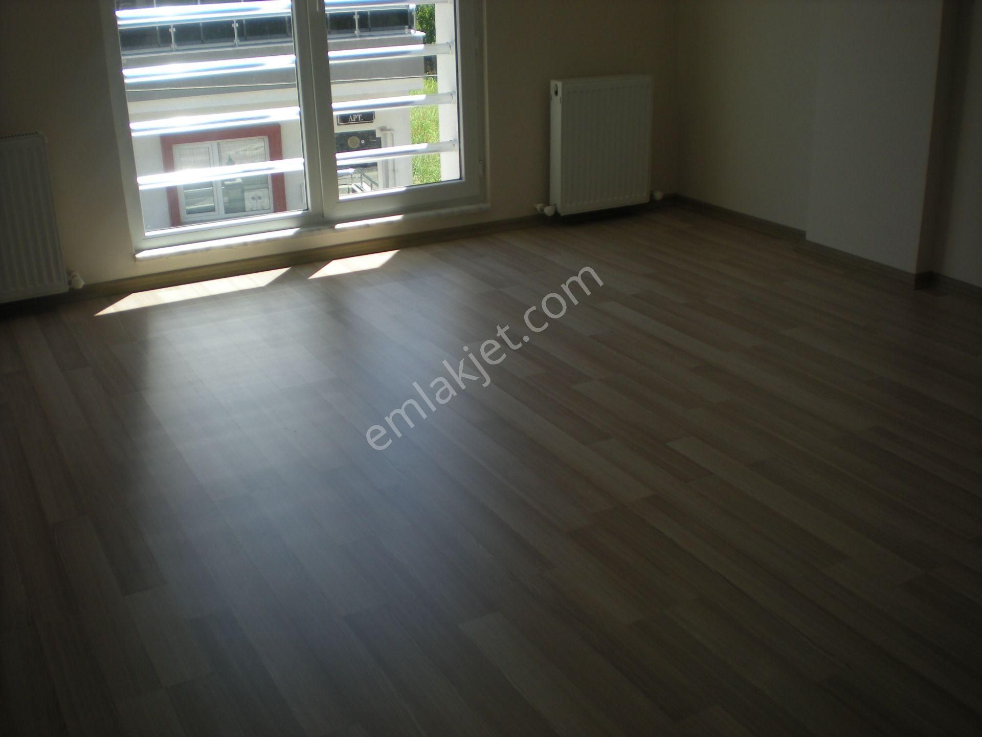 Balıkesir Plevne Mah.de Demirdağ Emlaktan Satılık 2+1 Kombili Ara Kat Daire - Görsel 2