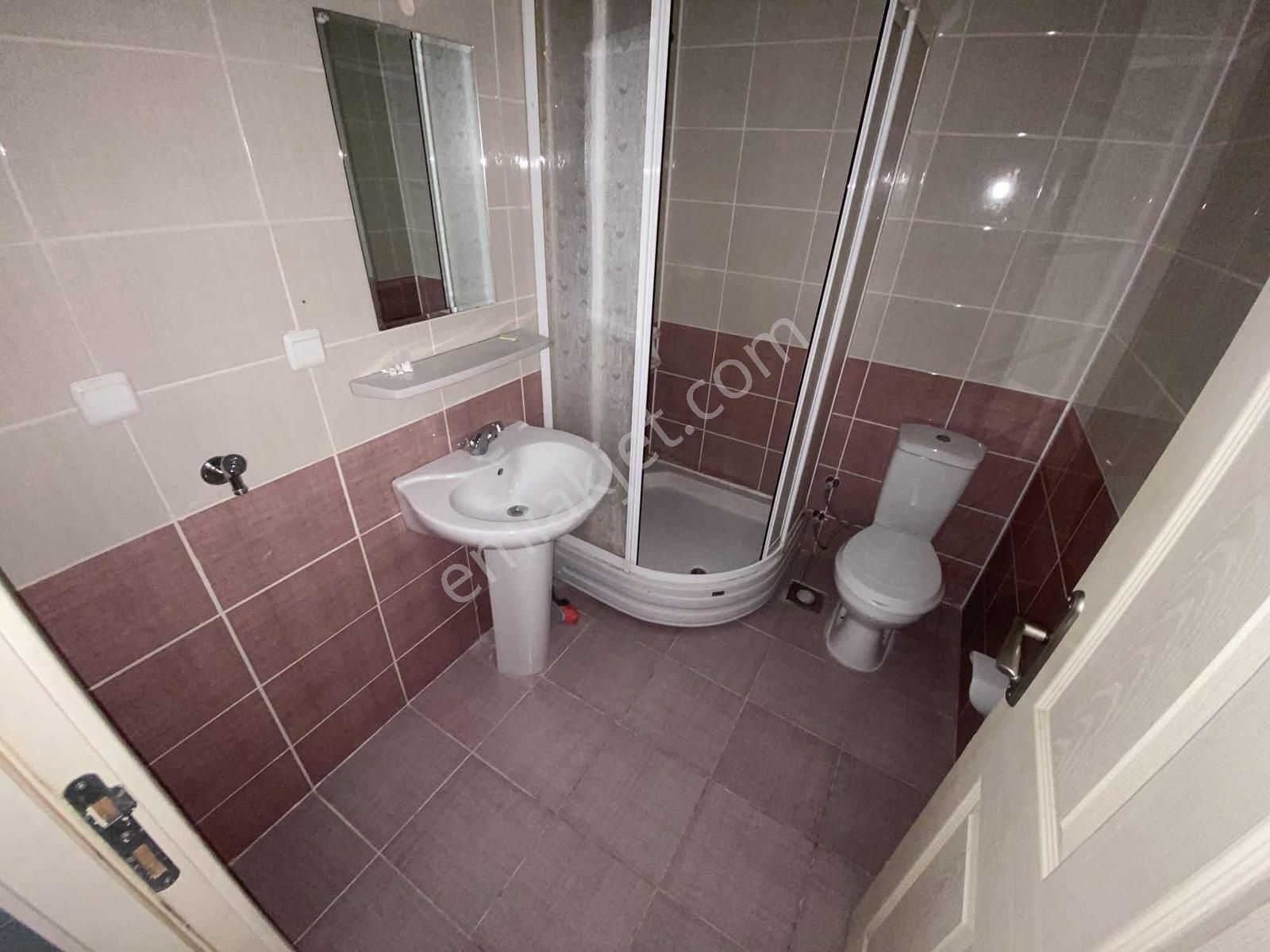 Turkuazda Mutfağı Yapılı Ankastre Setli Temiz Bakımlı 2+1 - Görsel 9