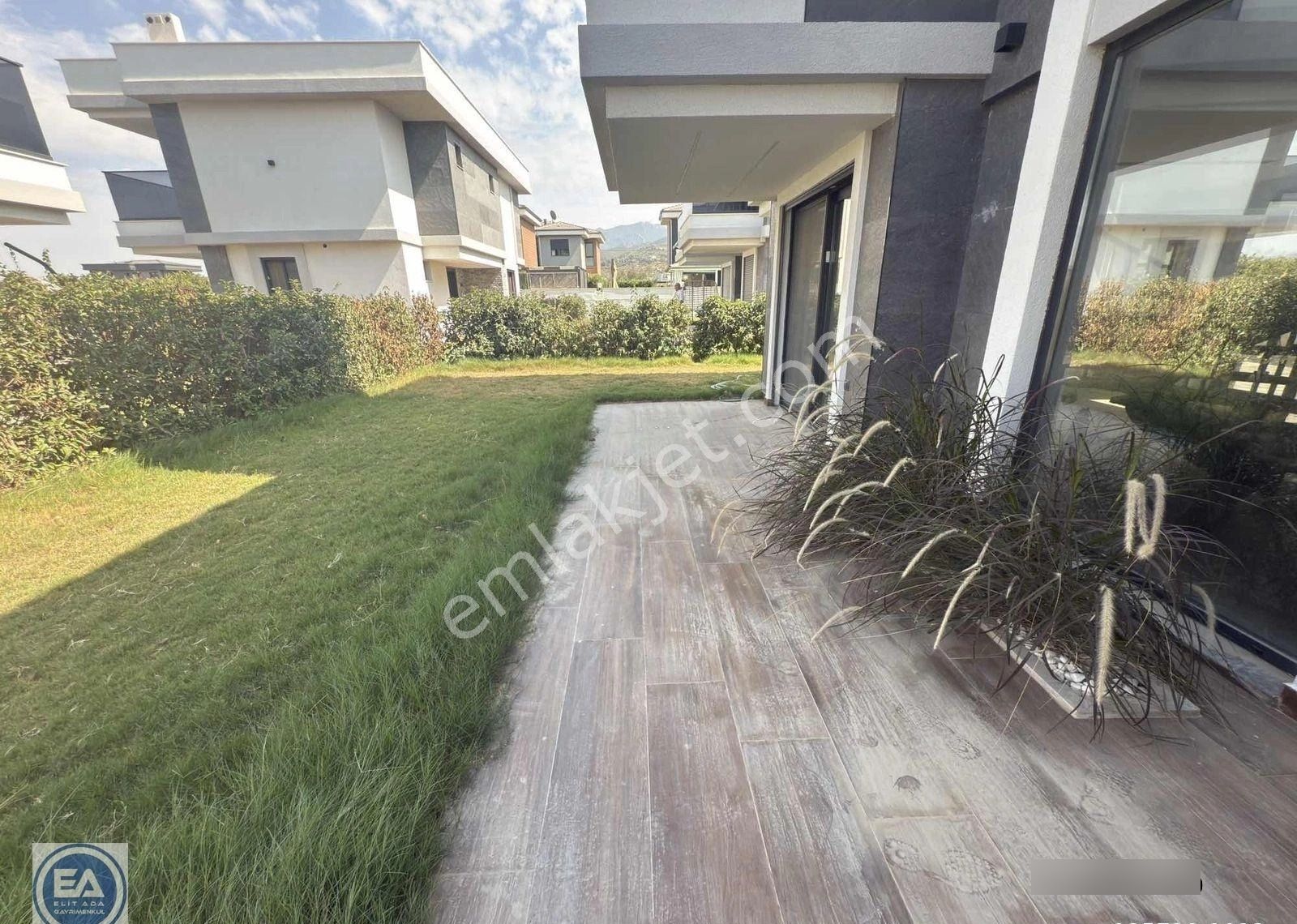 Kuşadası Güzelçamlıda Özel Havuzlu 3+1 Müstakil Villa - Görsel 30