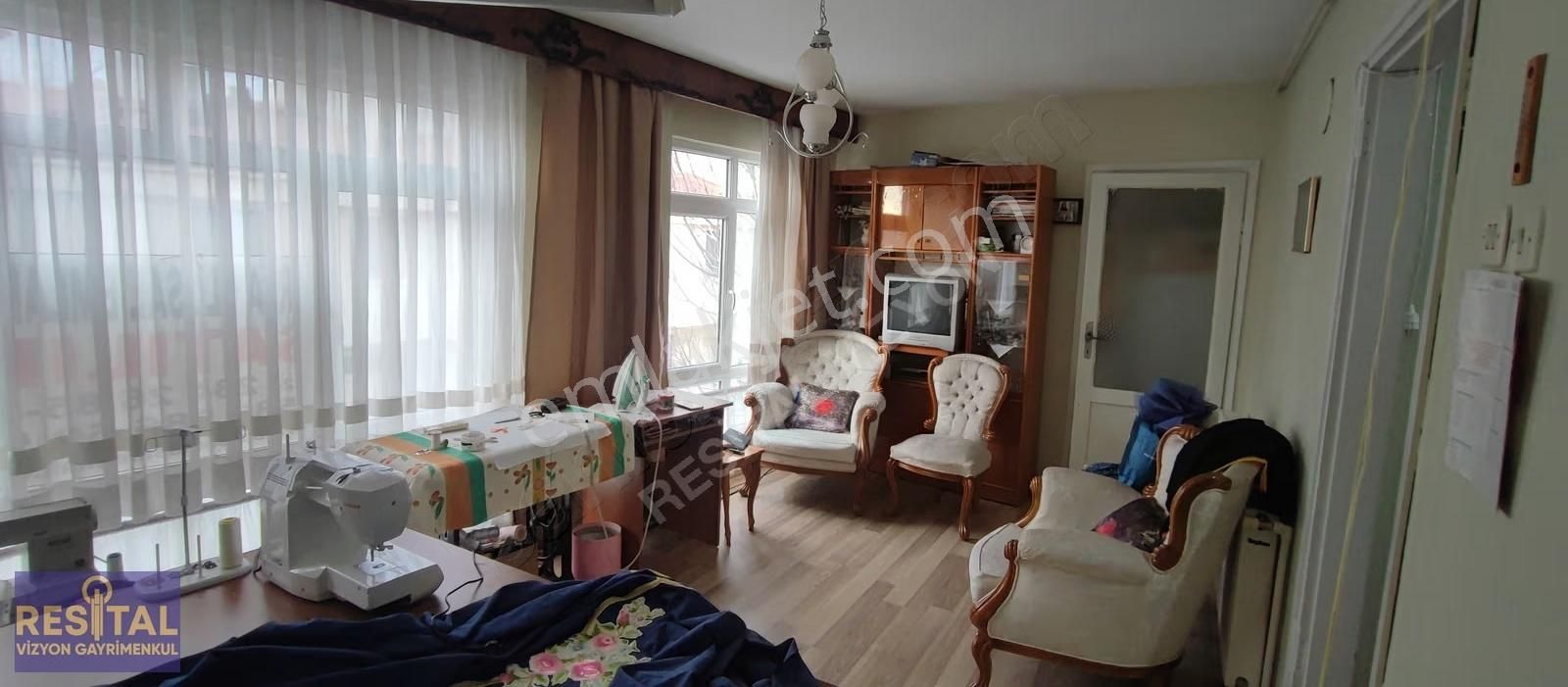 Çekirge De Merkezi Lokasyonda Satılık 2+1 Arakat Daire - Görsel 2